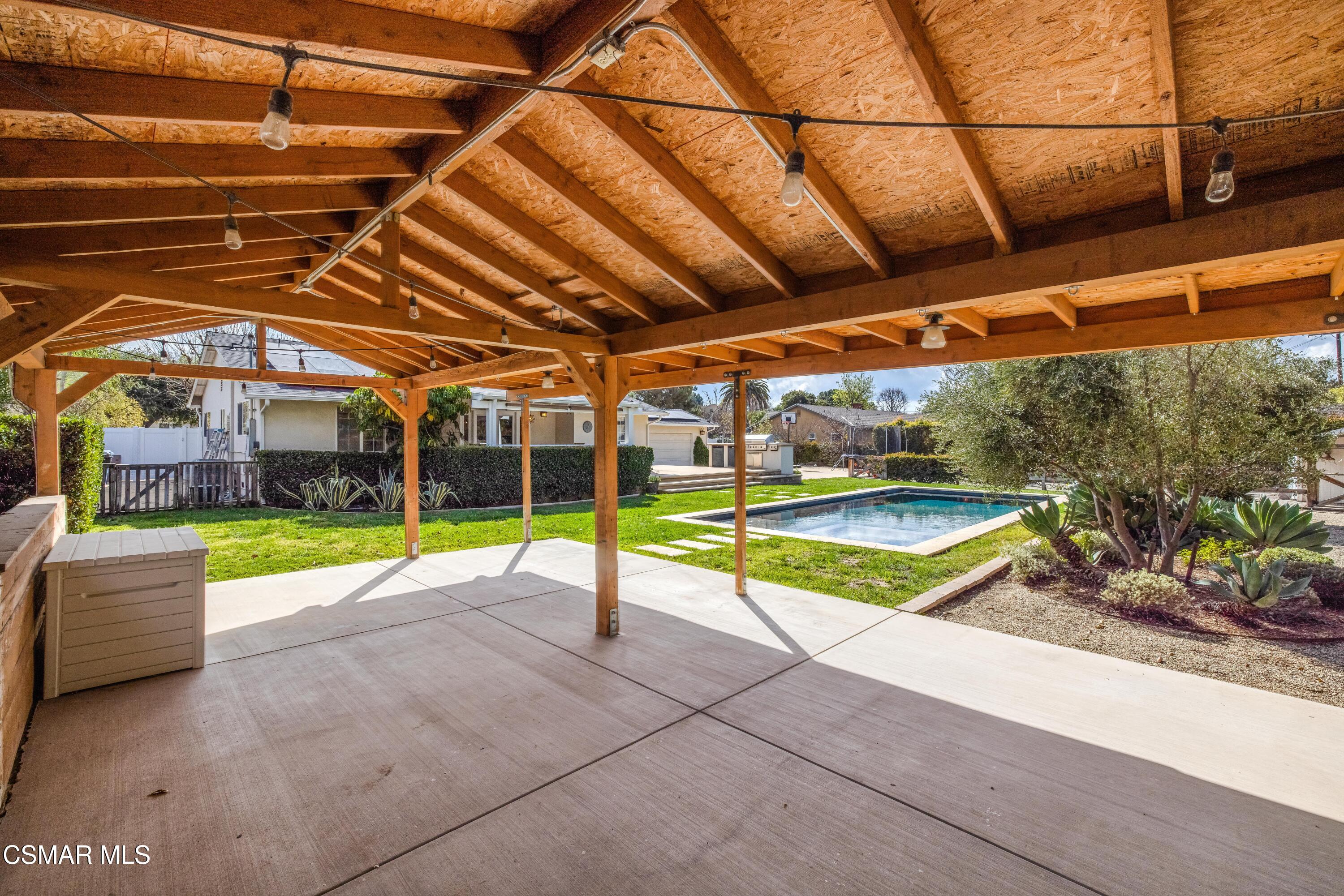 1407 Strawberry Hill Road