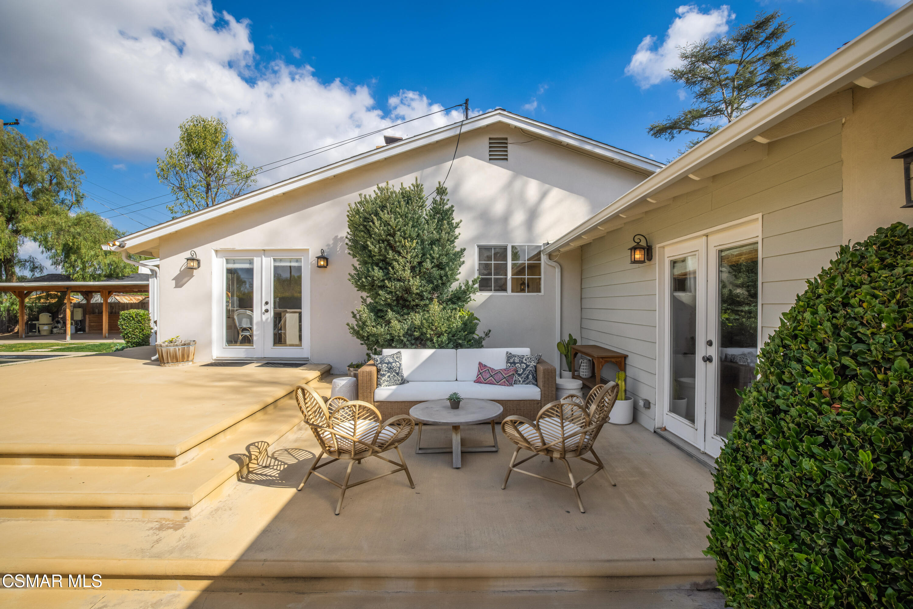 1407 Strawberry Hill Road