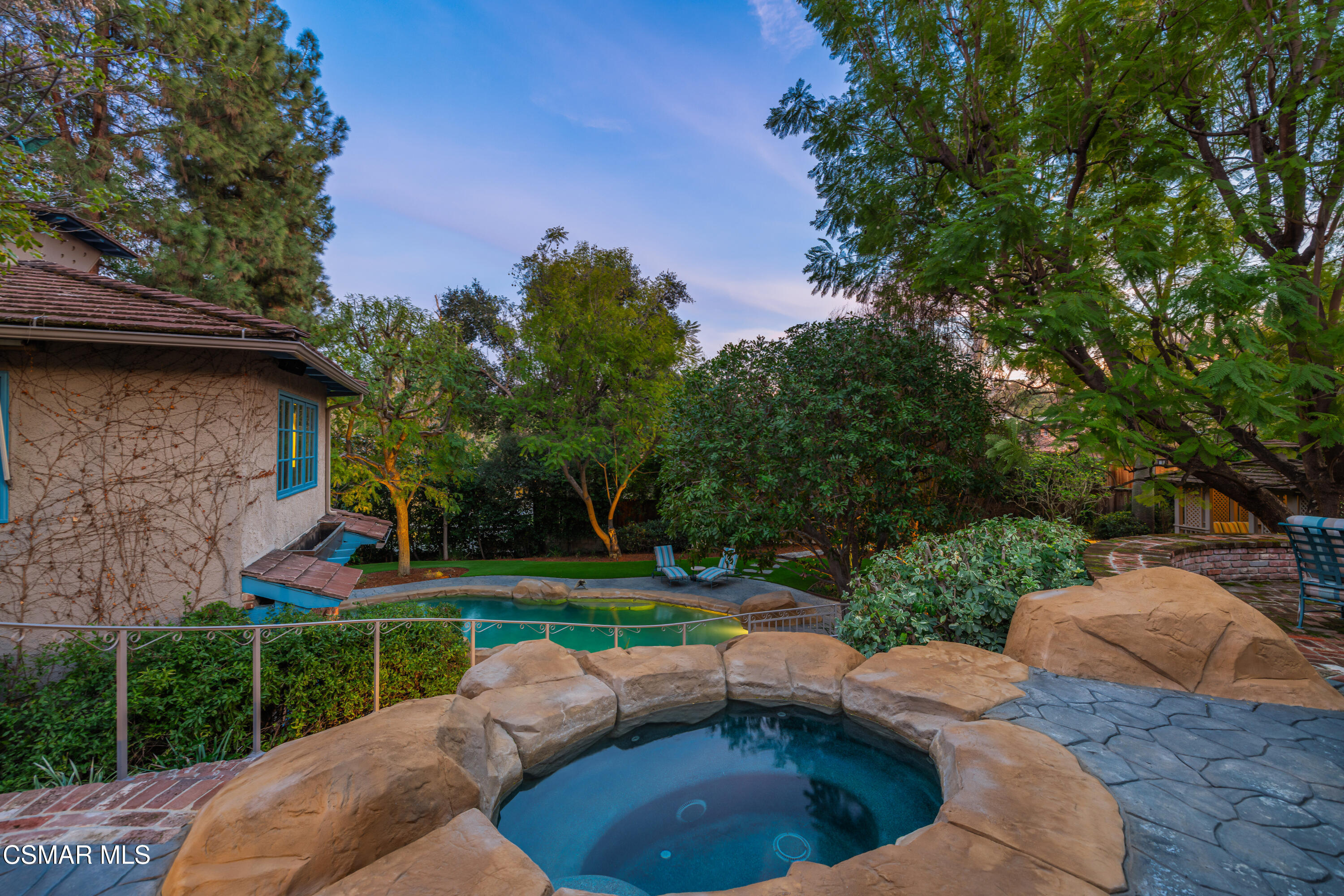 4944 Palo Drive