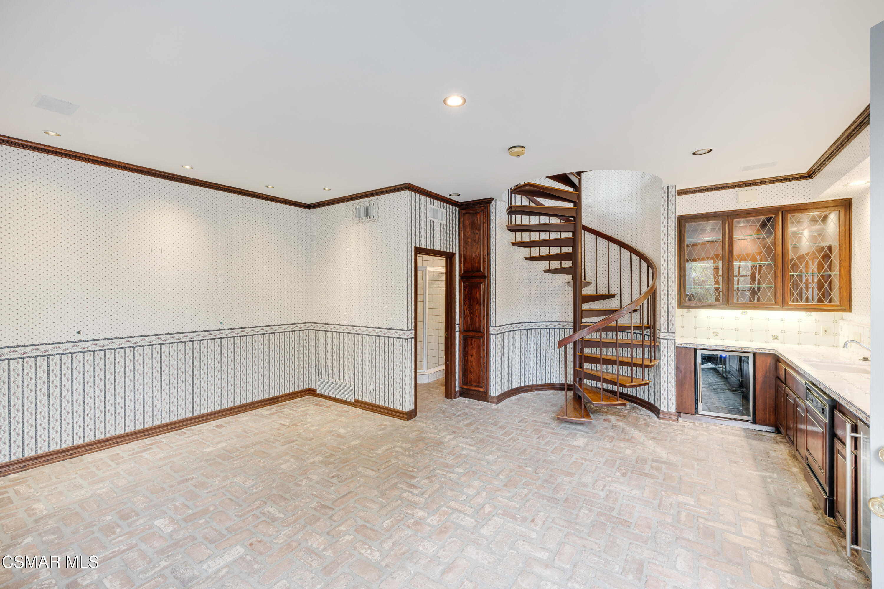 4944 Palo Drive