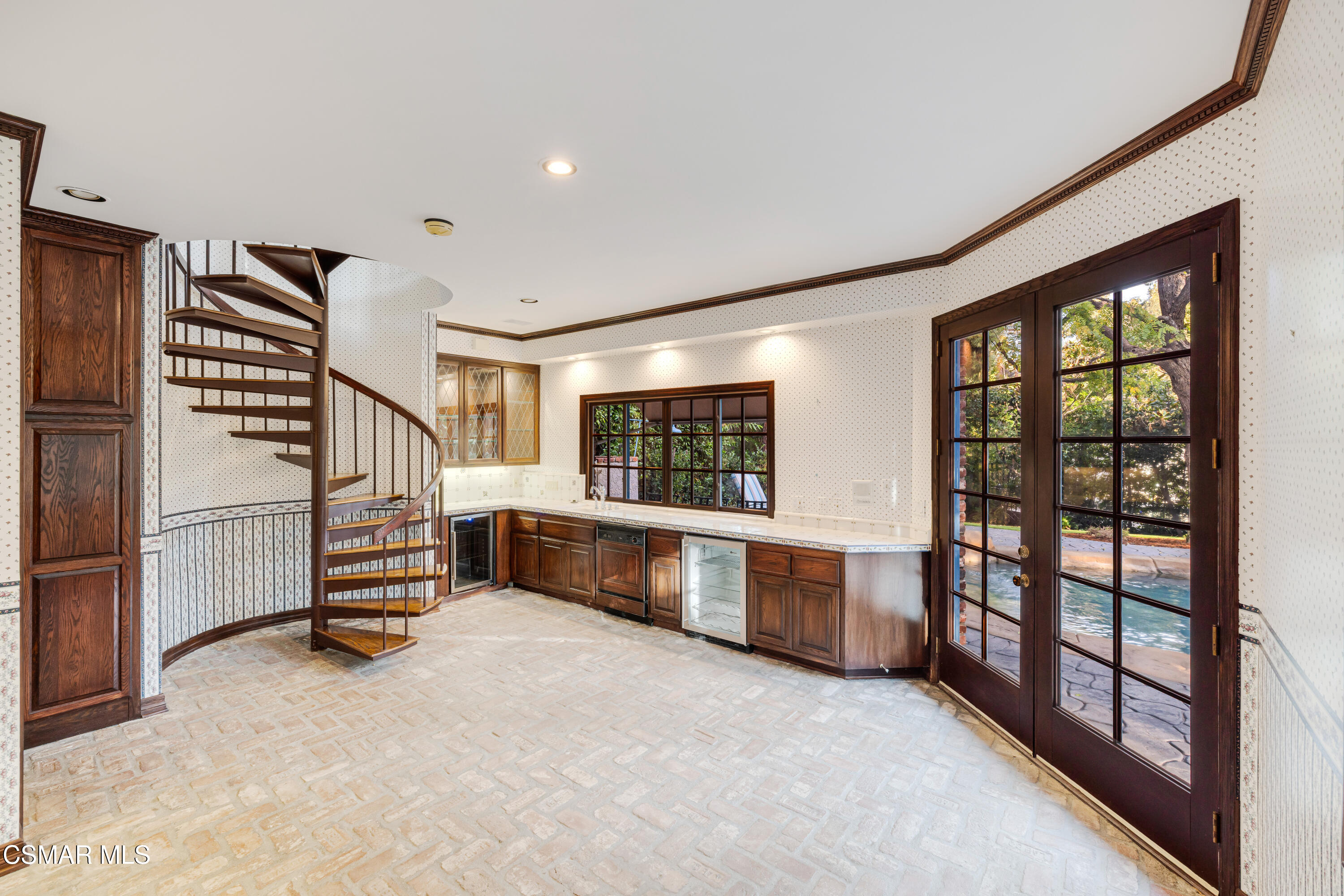 4944 Palo Drive