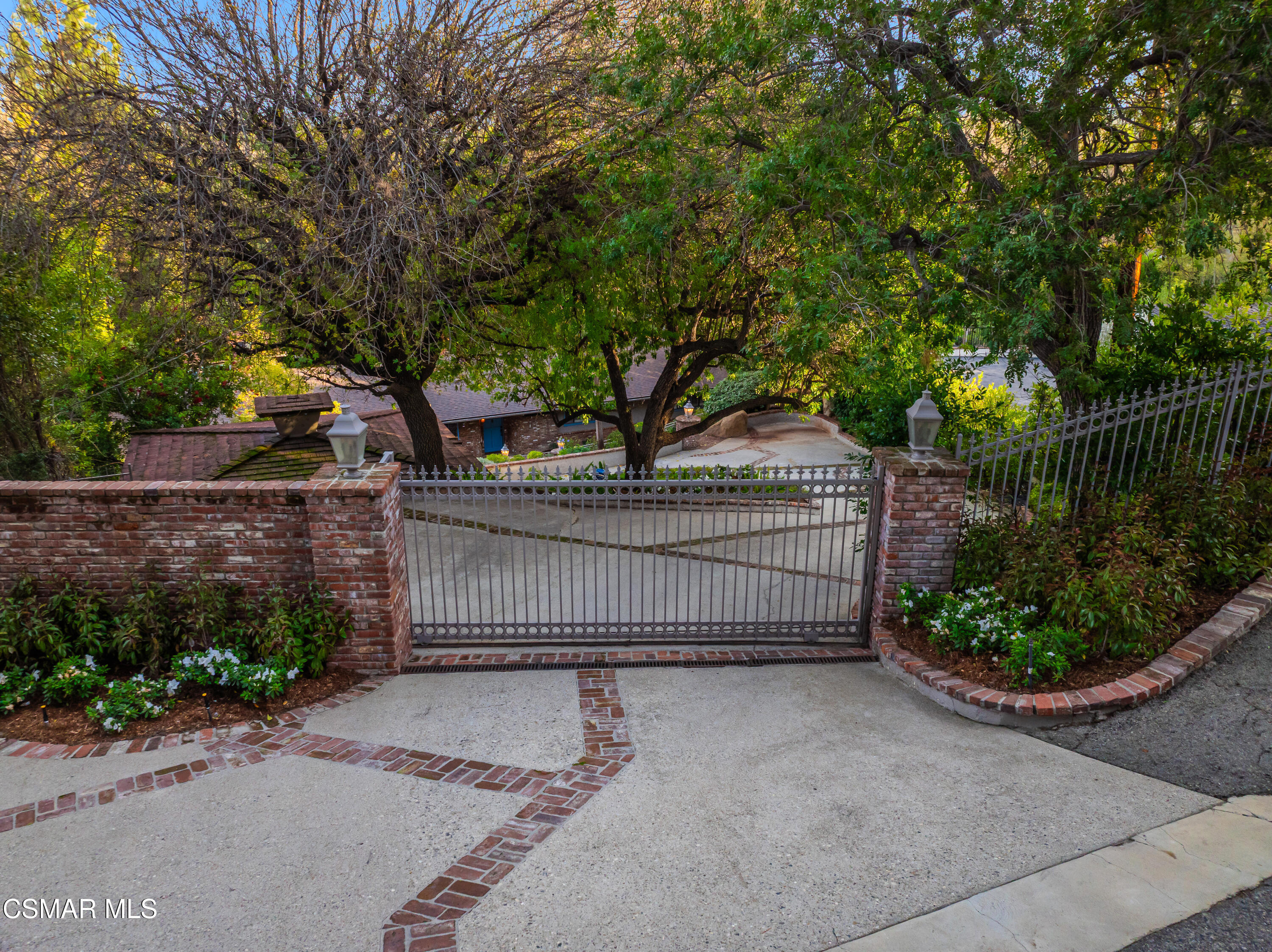 4944 Palo Drive