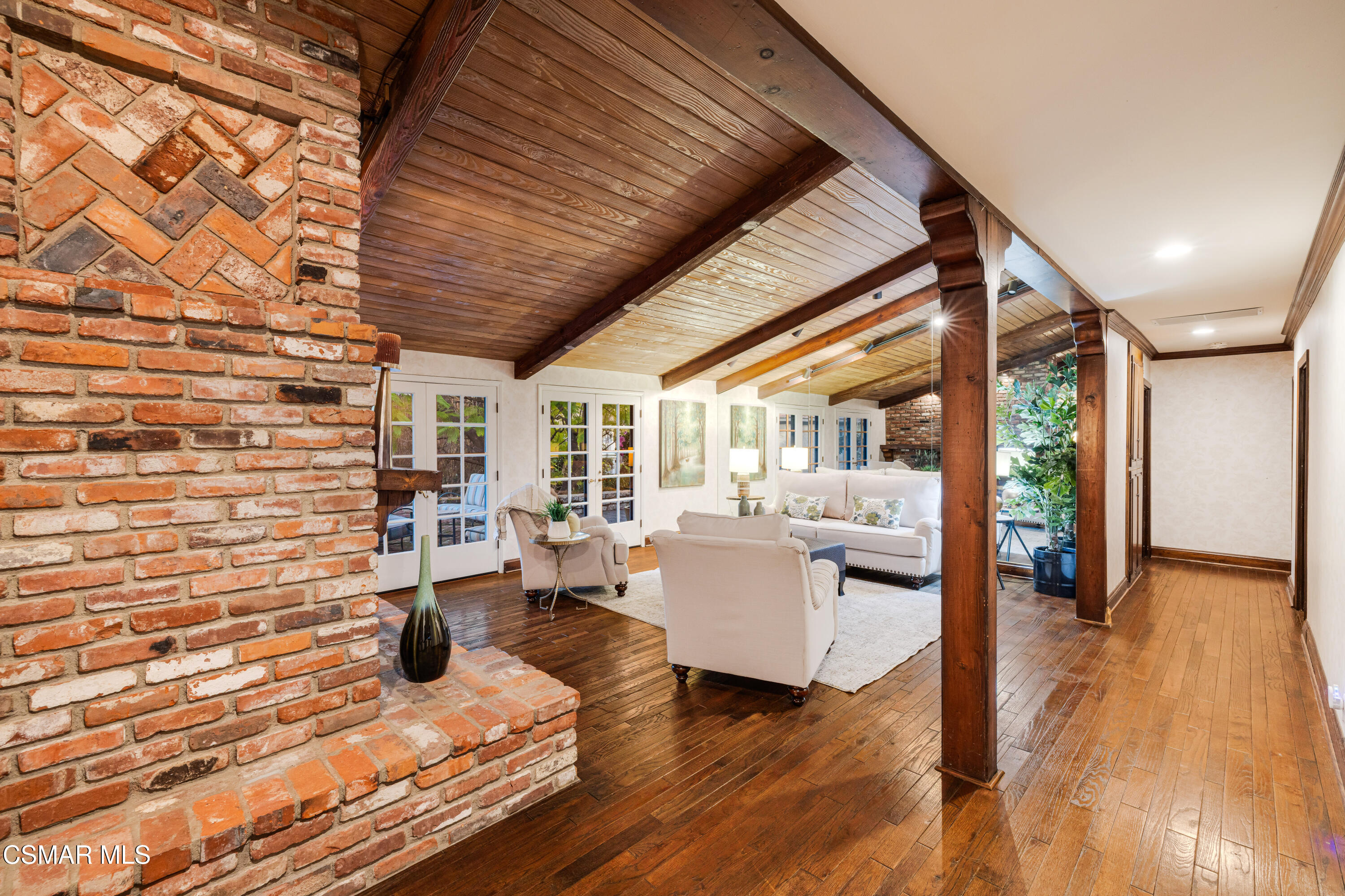 4944 Palo Drive