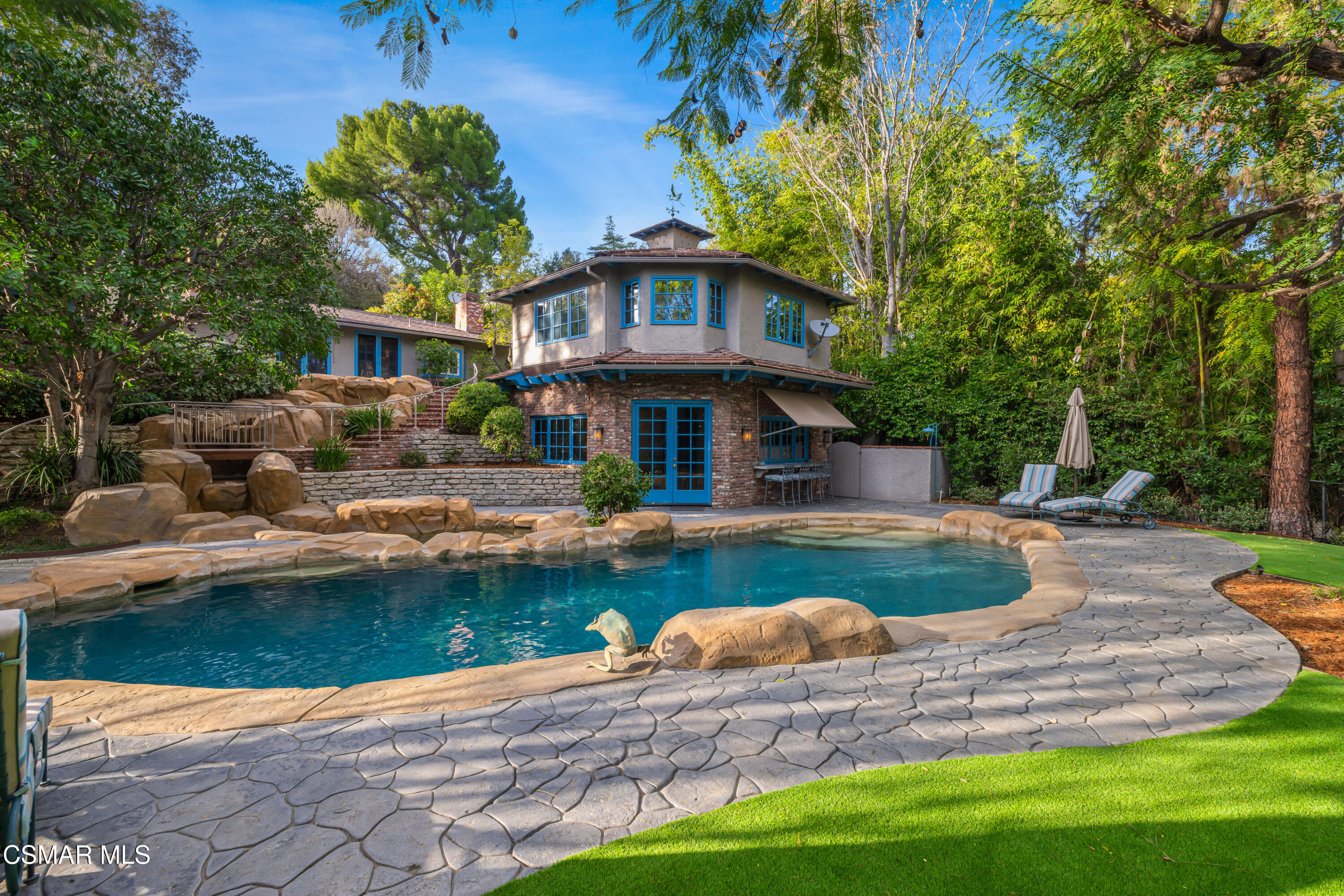 4944 Palo Drive