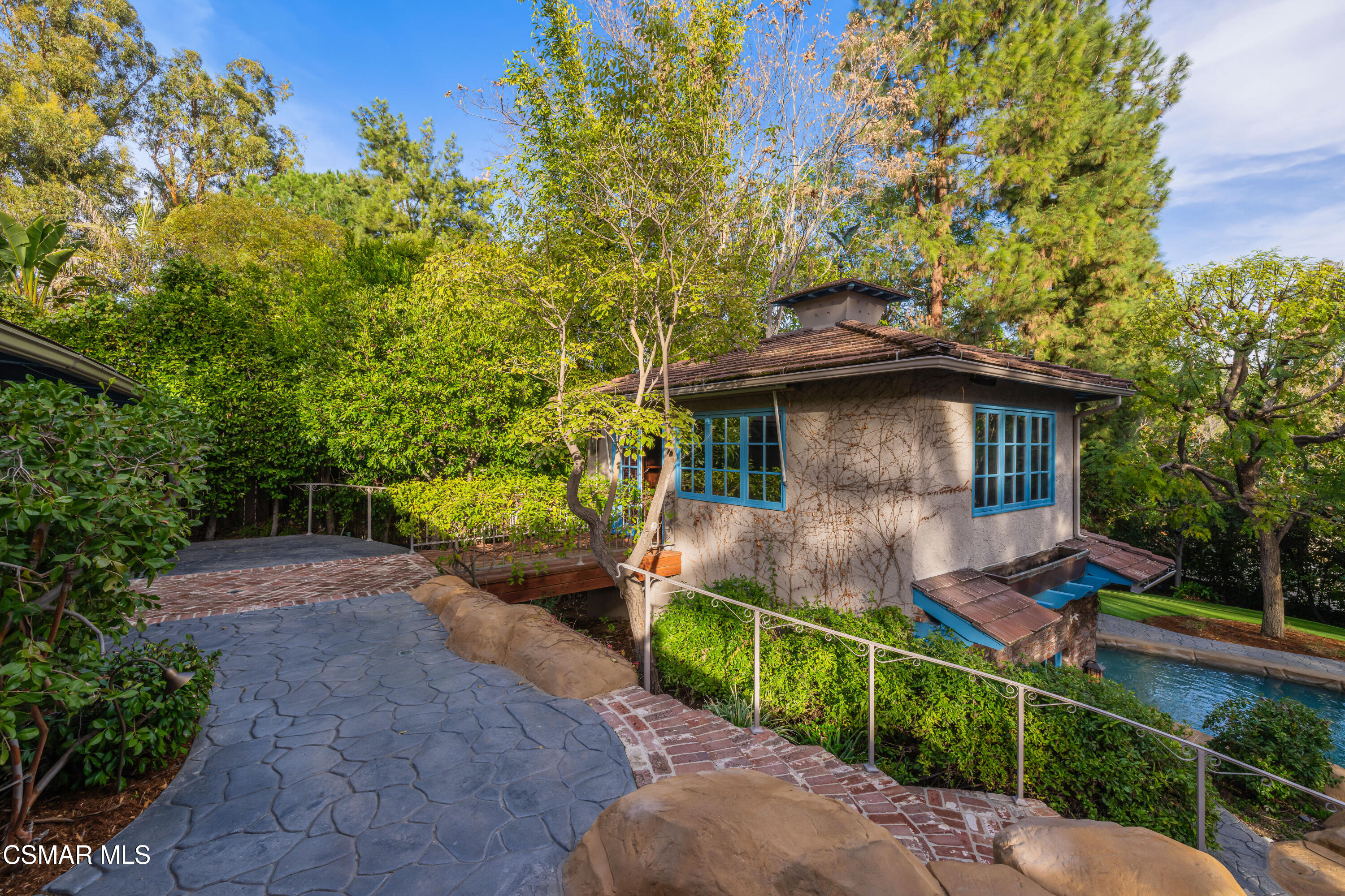 4944 Palo Drive