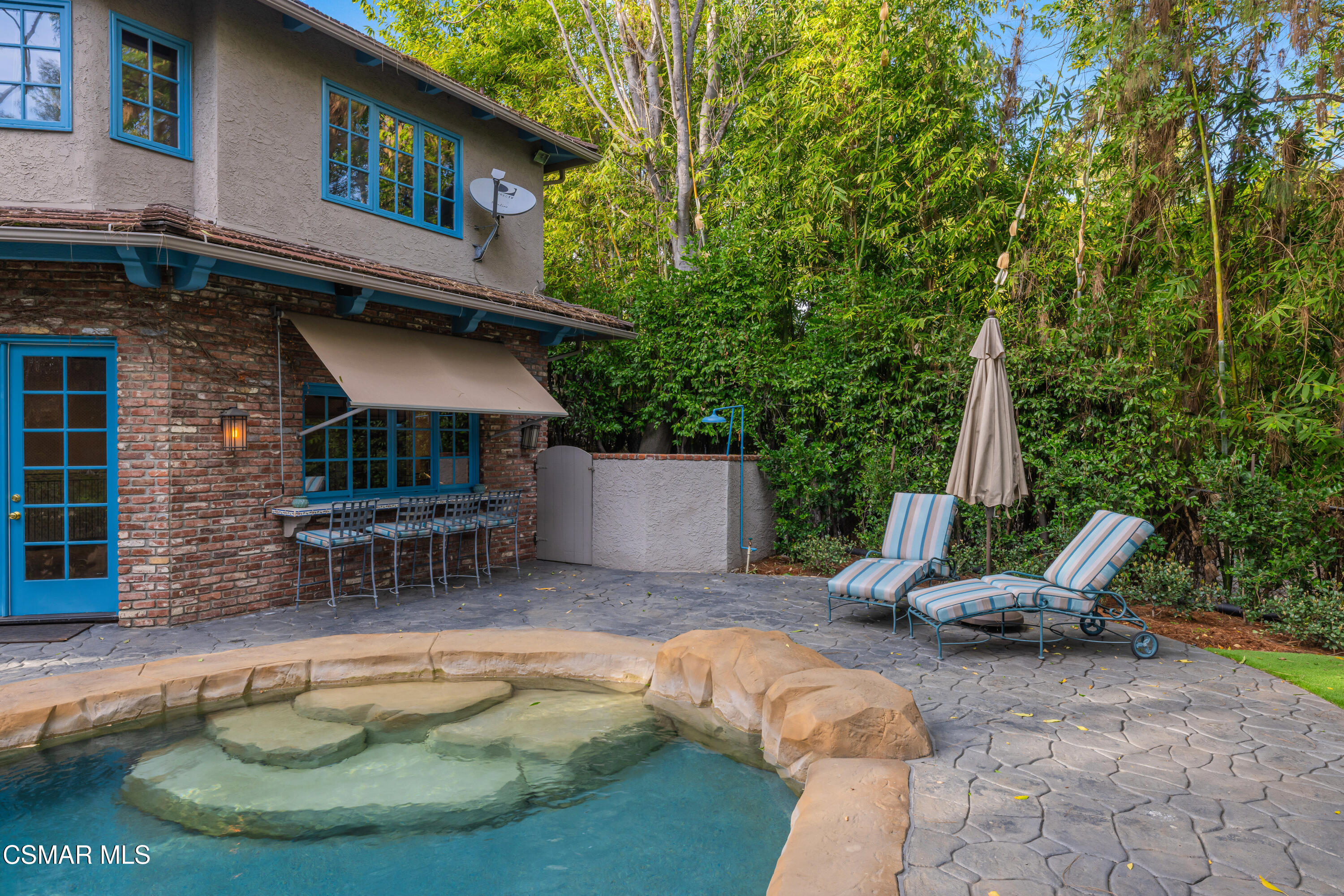 4944 Palo Drive