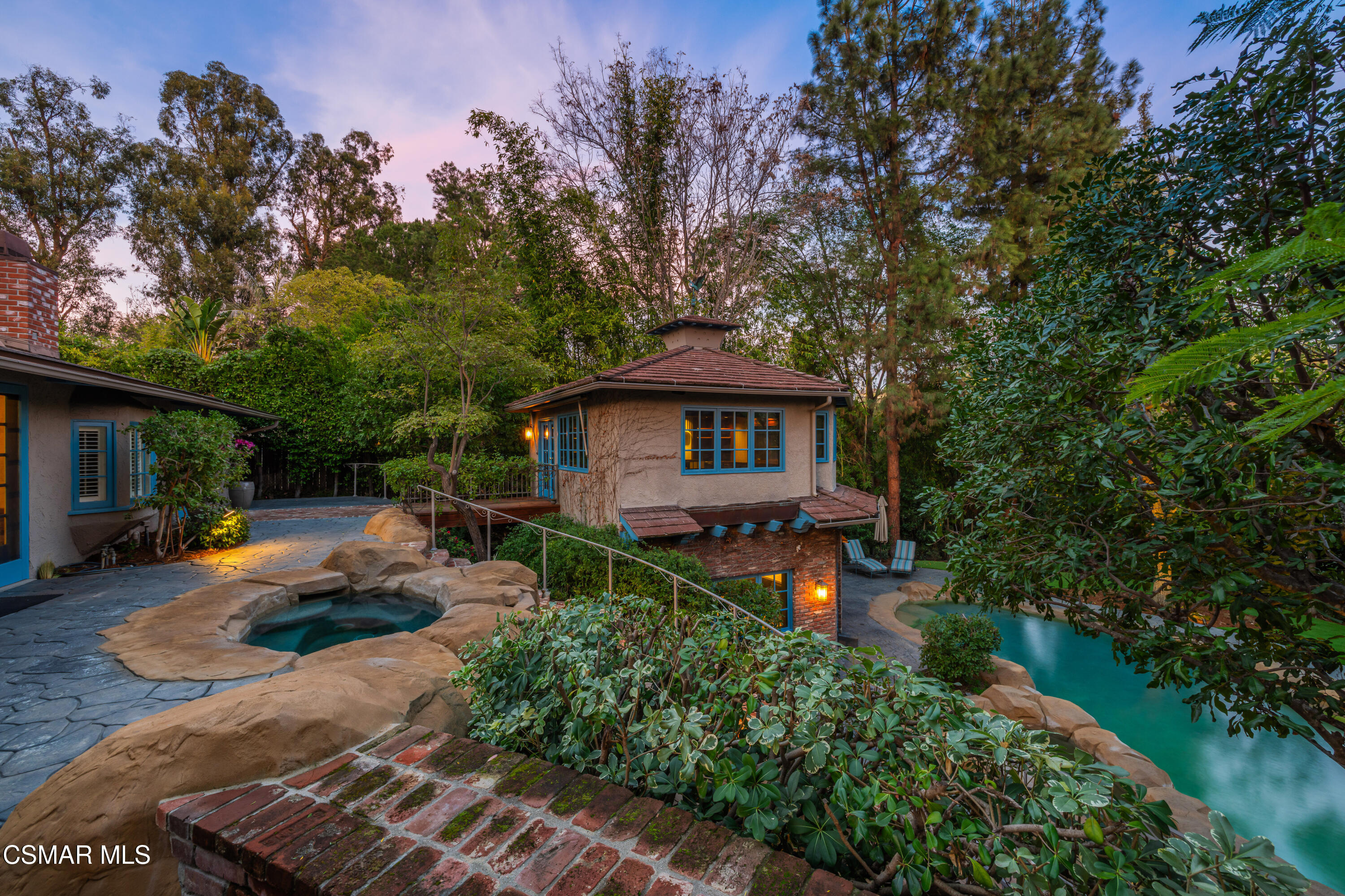 4944 Palo Drive