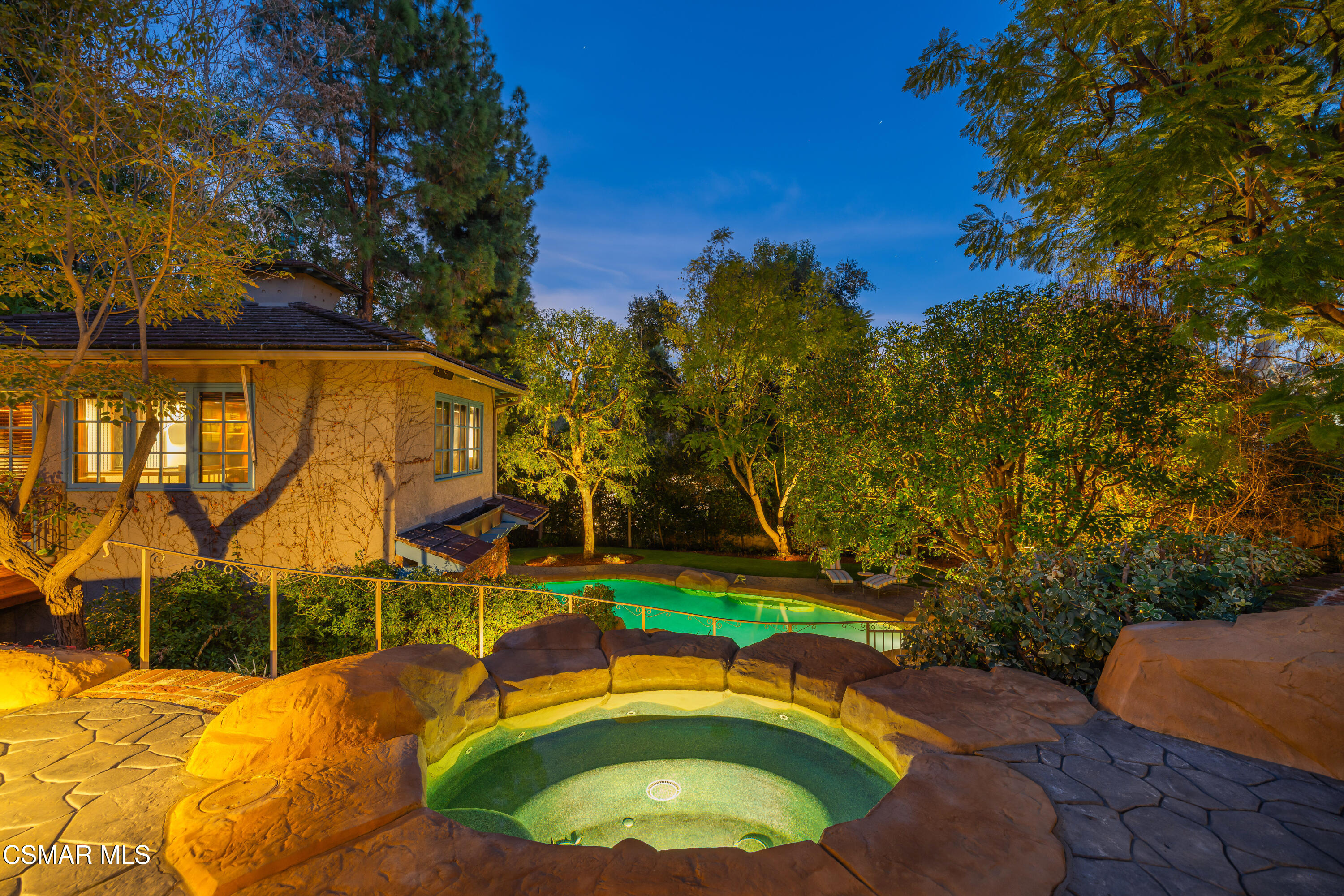 4944 Palo Drive