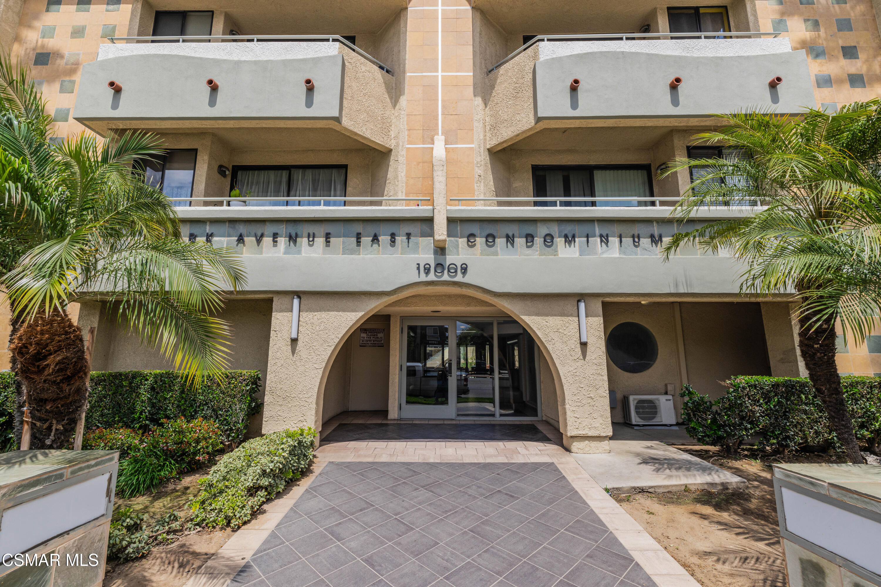 19009 Sherman Way, 10