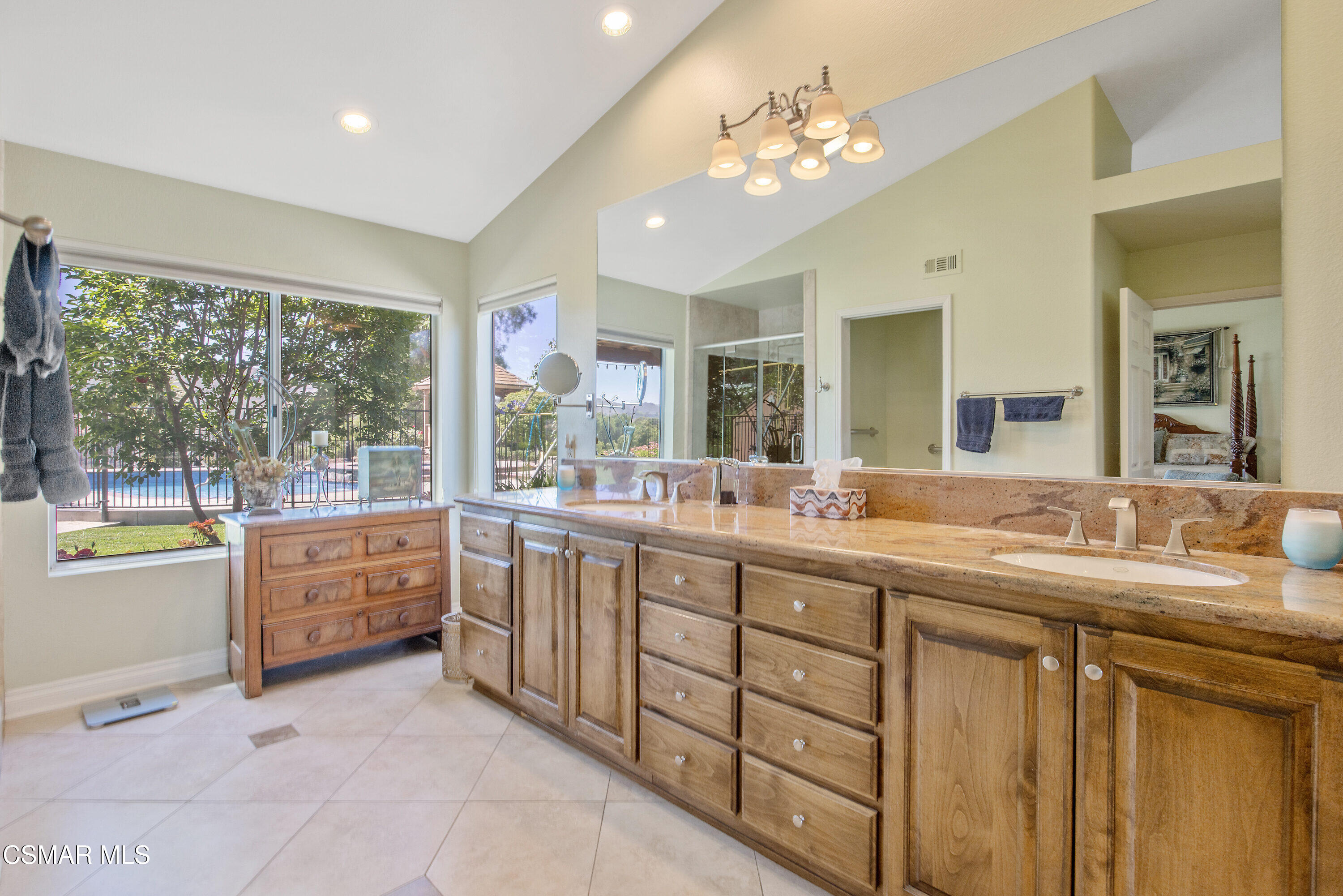 12490 Ridge Drive, Santa Rosa (VEN)