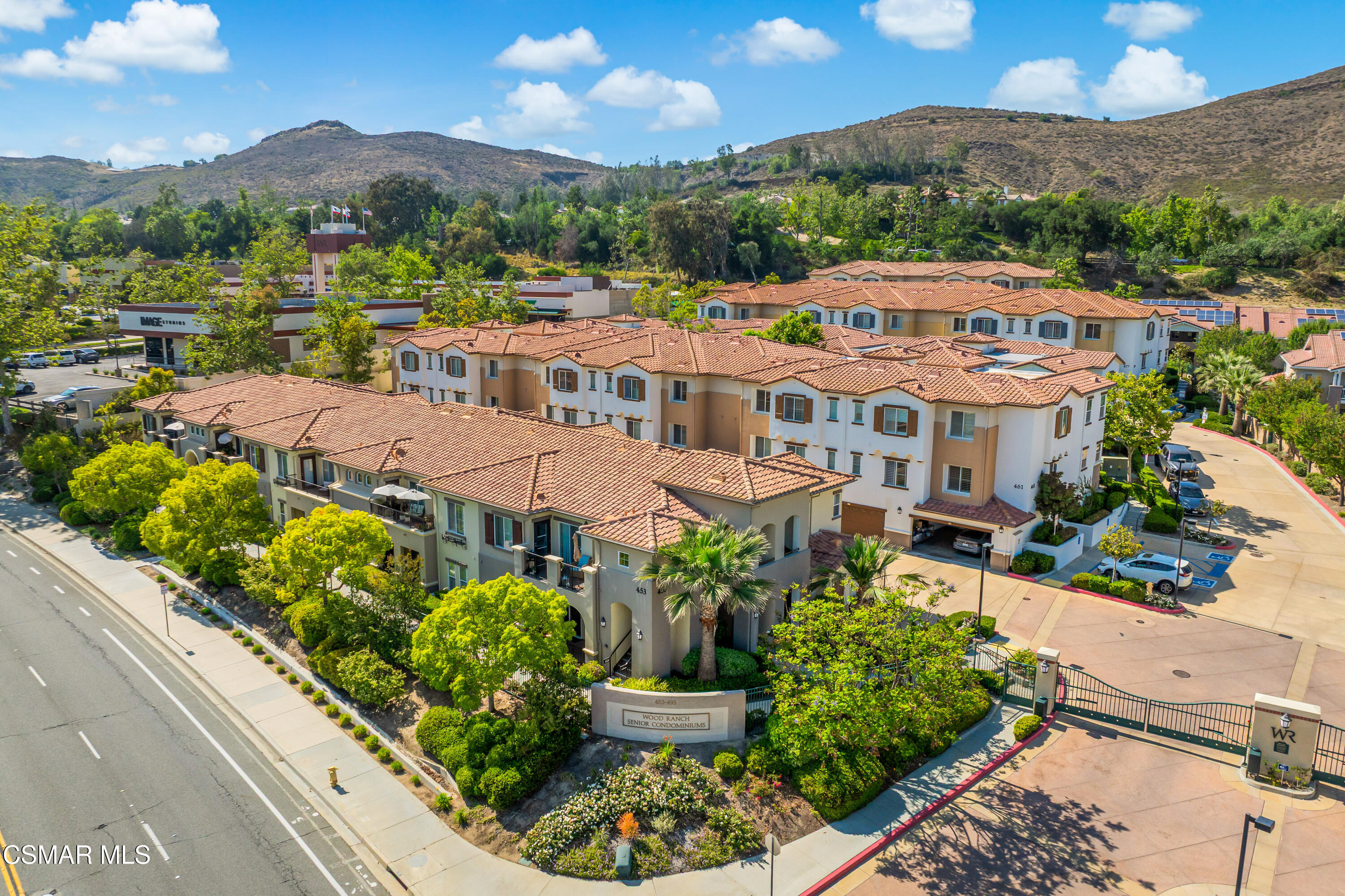 453 Country Club Drive, 101