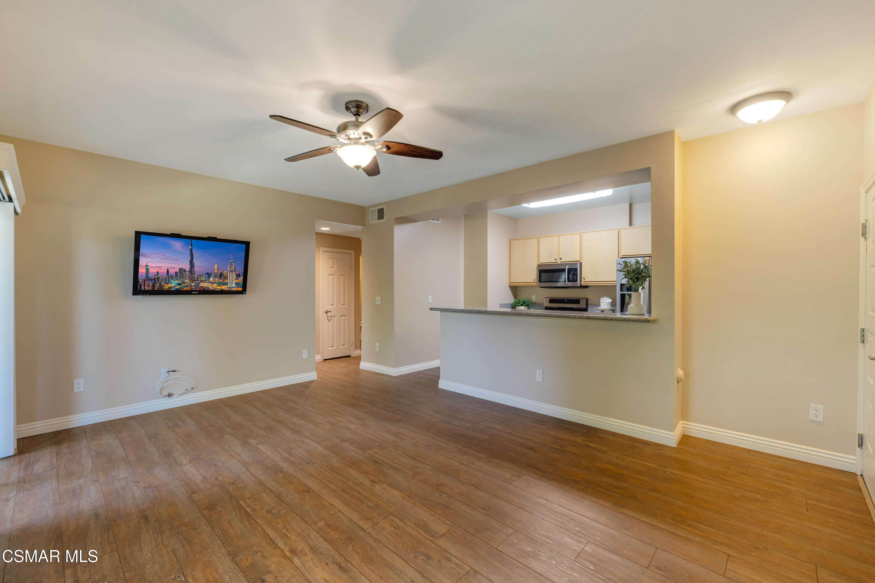 453 Country Club Drive, 101
