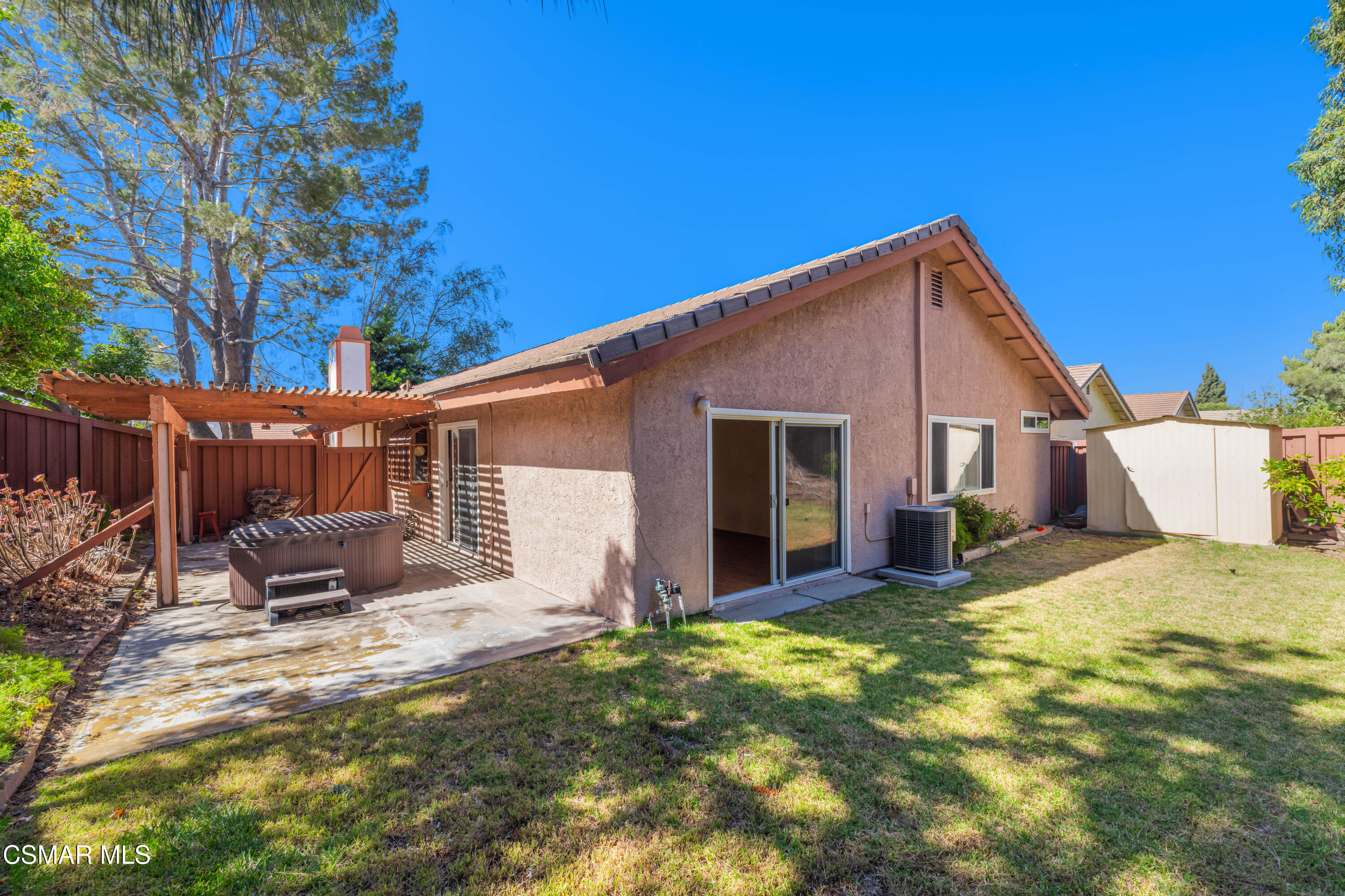 4 Ilex Drive
