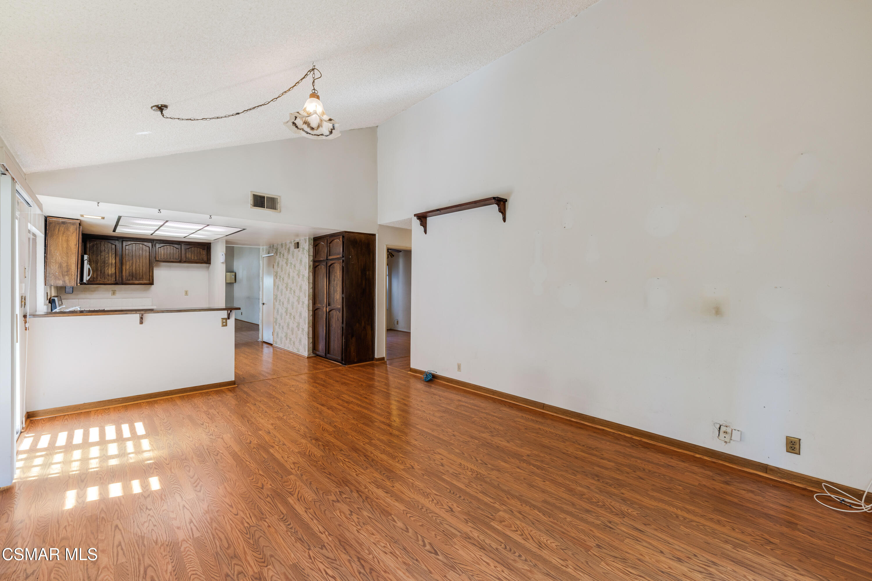 4 Ilex Drive