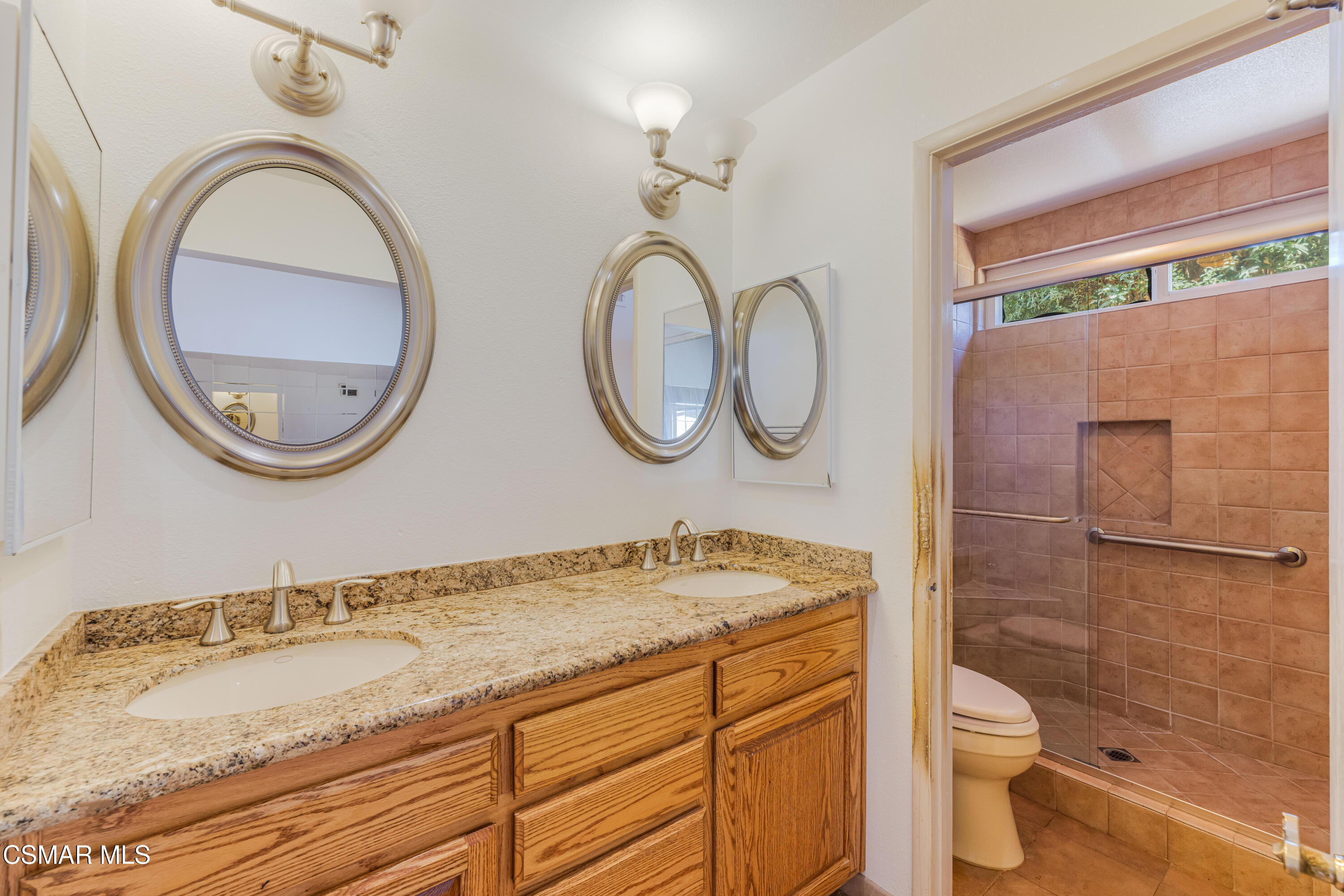 4 Ilex Drive