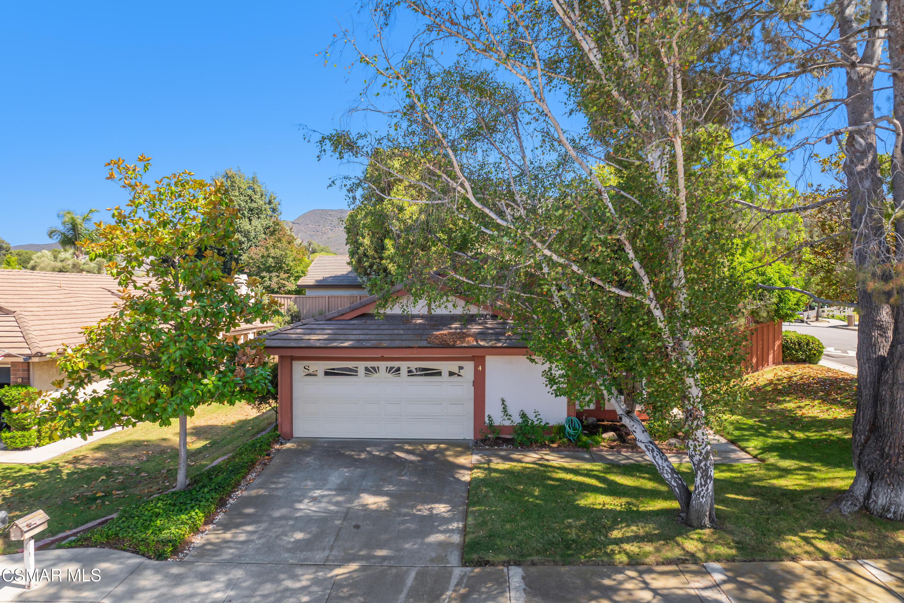 4 Ilex Drive