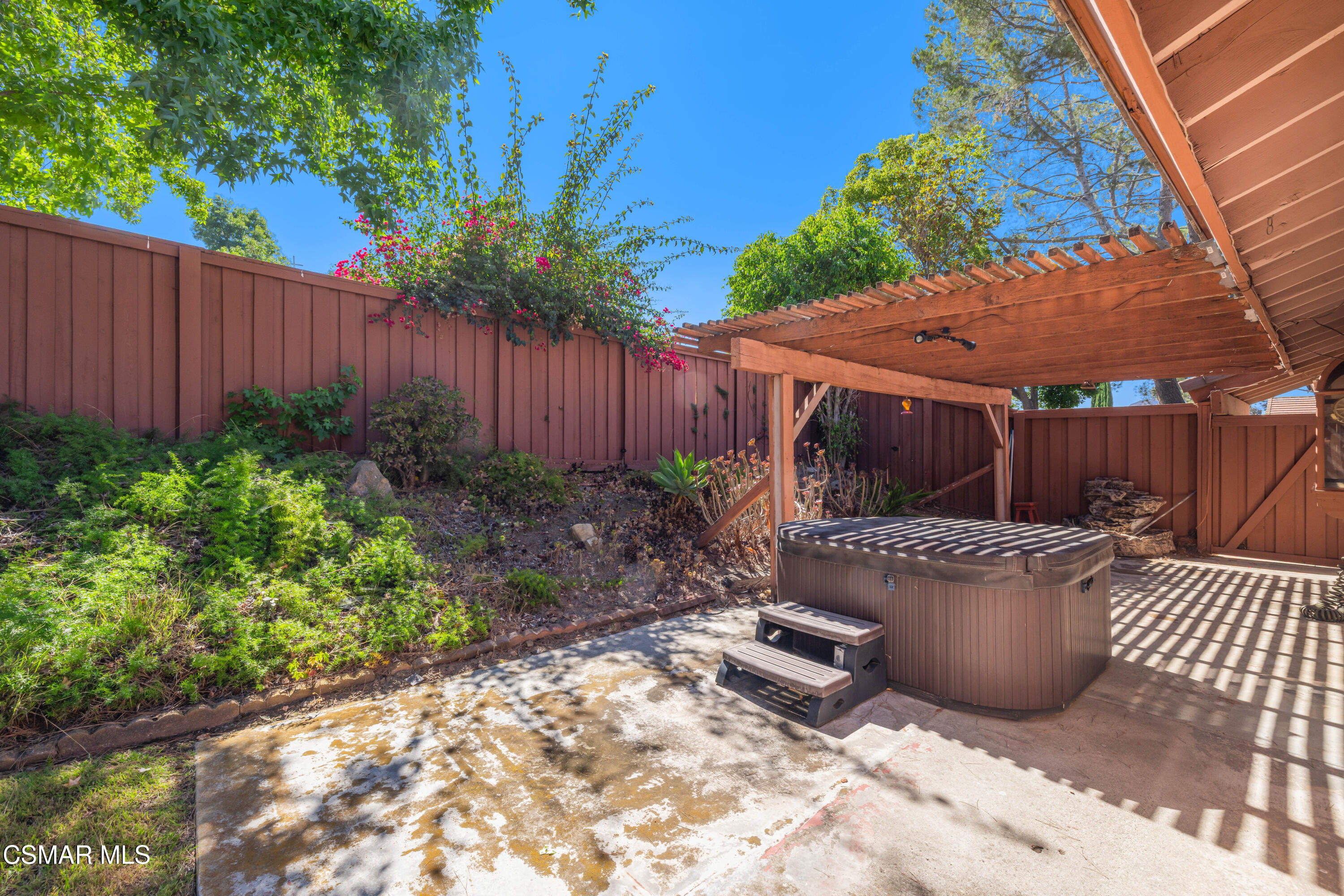 4 Ilex Drive