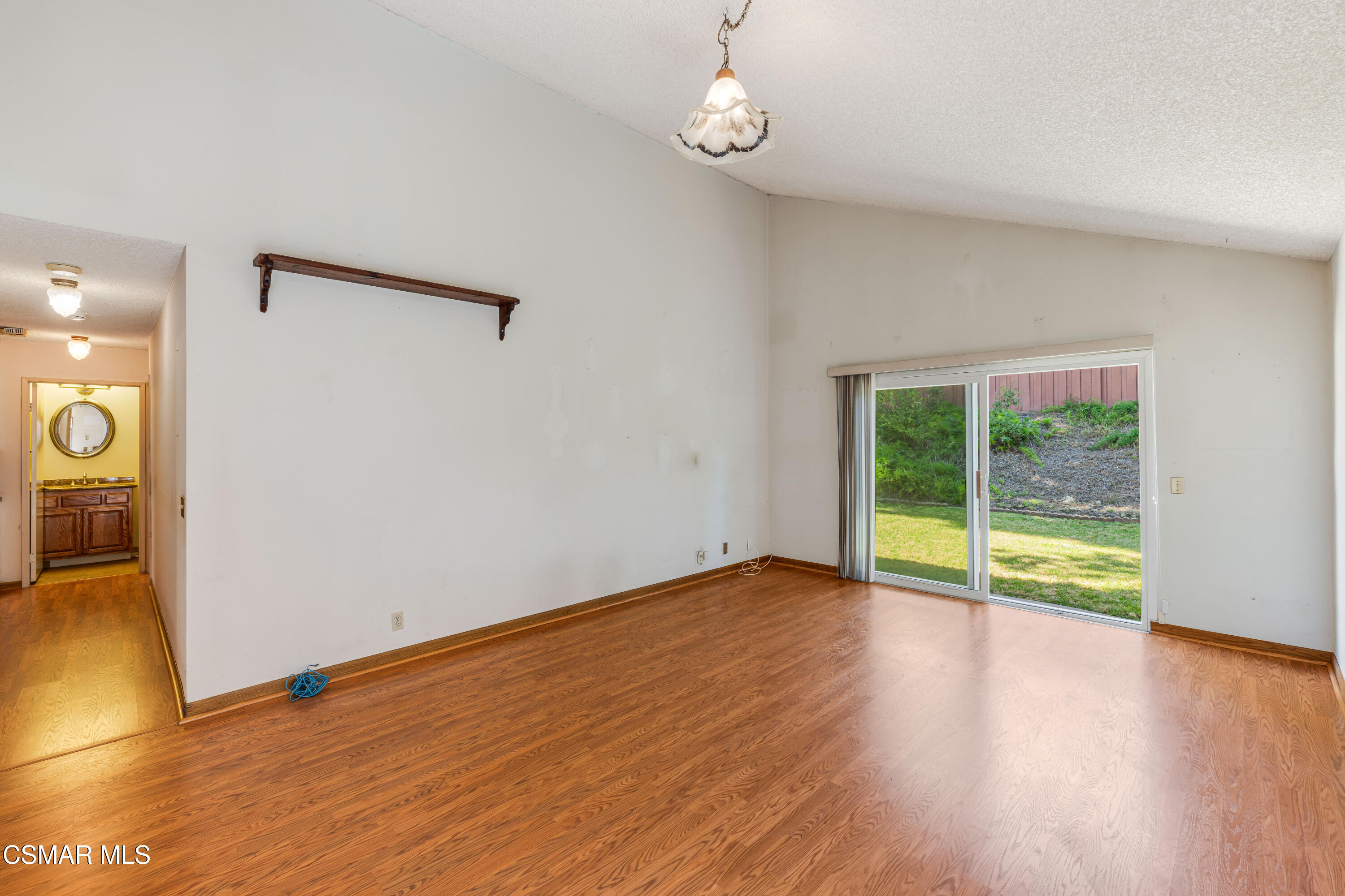 4 Ilex Drive