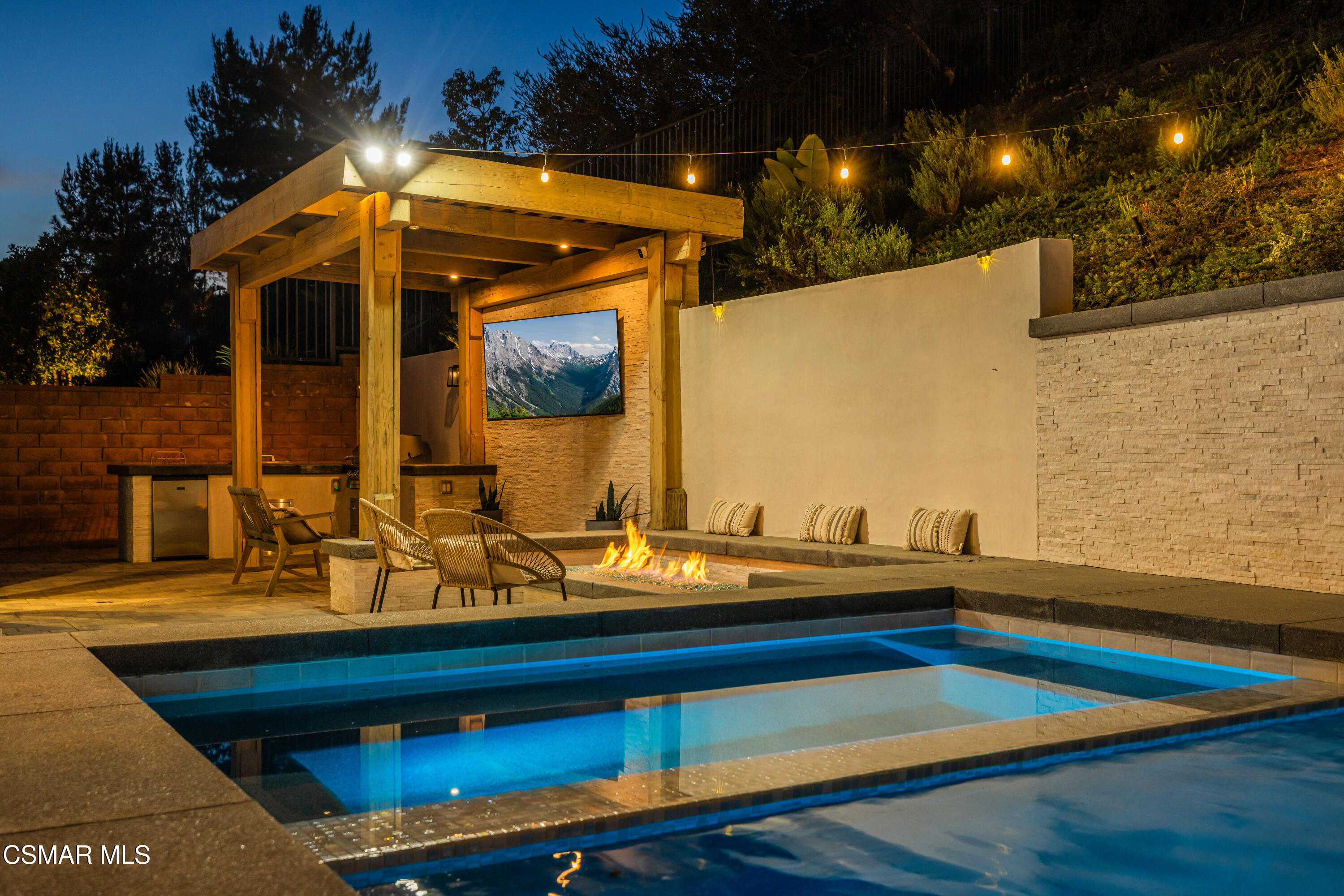 13267 Red Bird Court