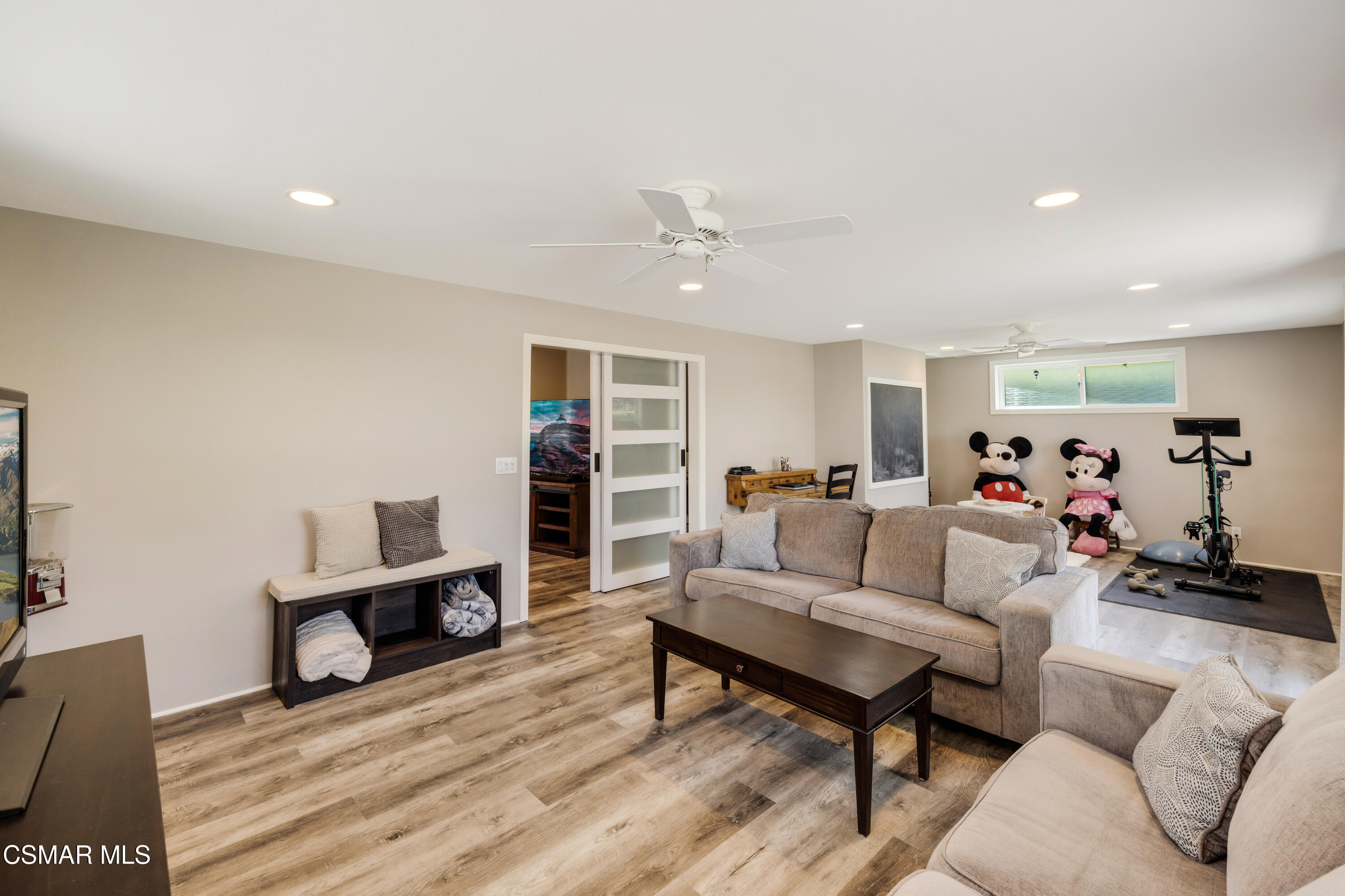 4471 Skyglen Court