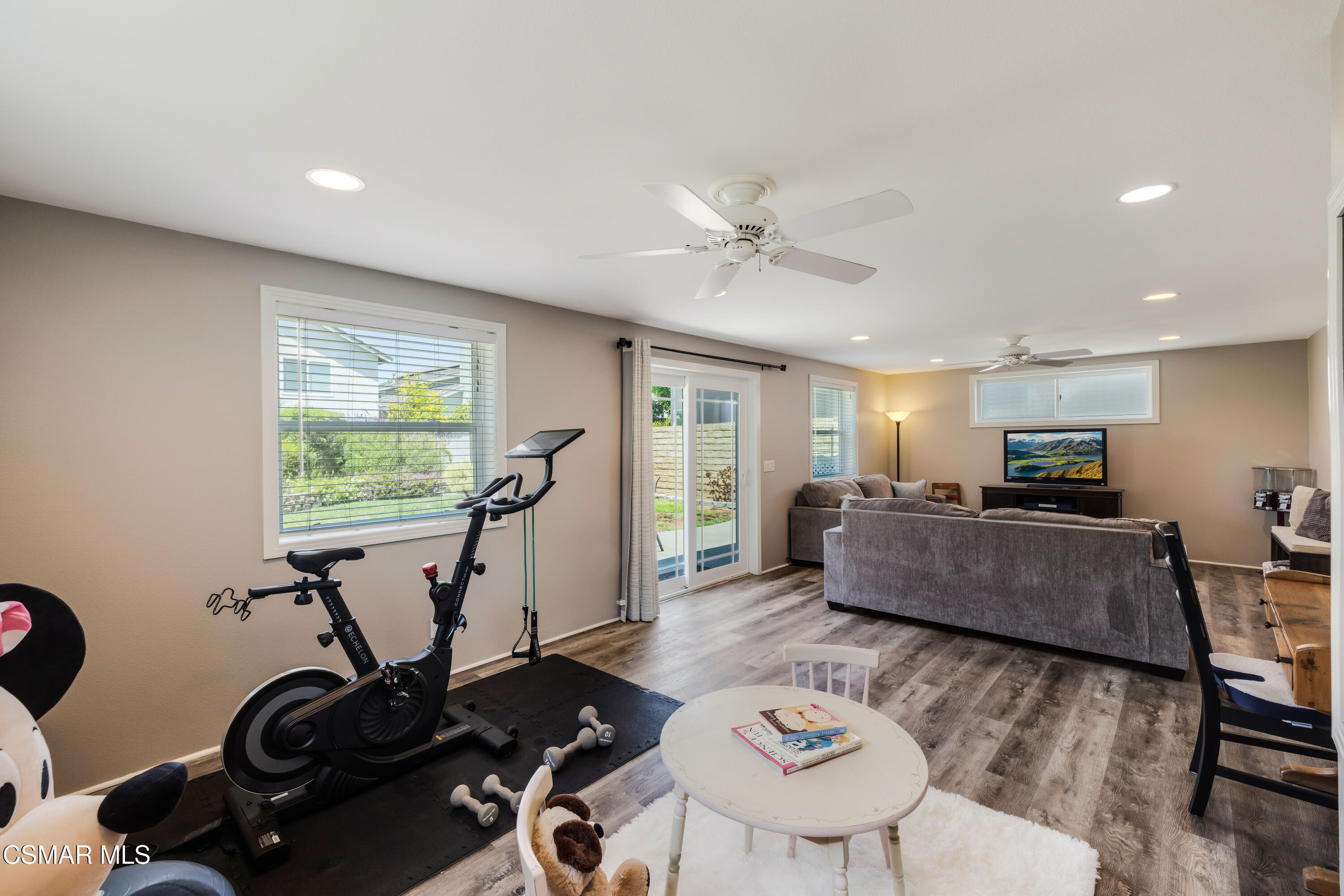 4471 Skyglen Court
