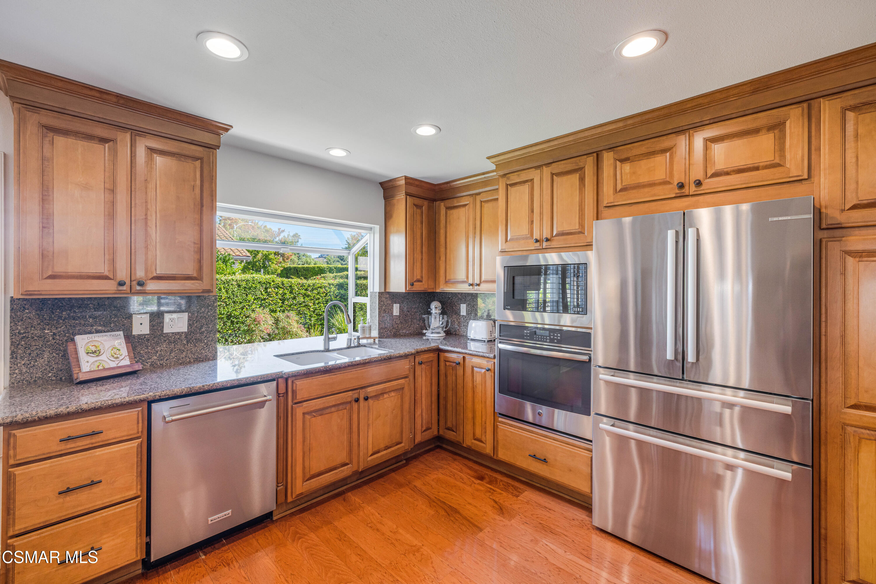4204 Laurel Glen Drive