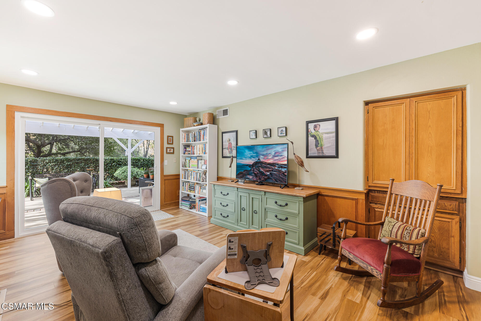 87 Castilian Avenue