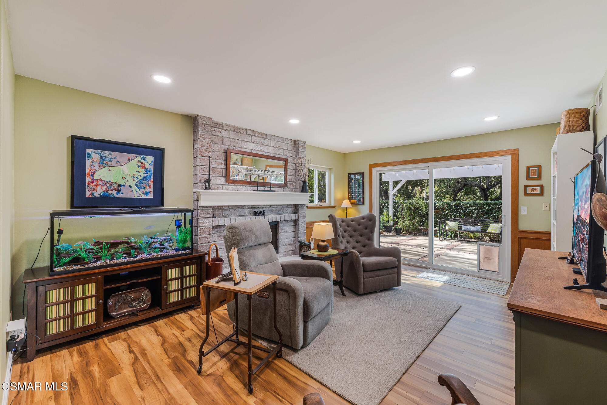 87 Castilian Avenue