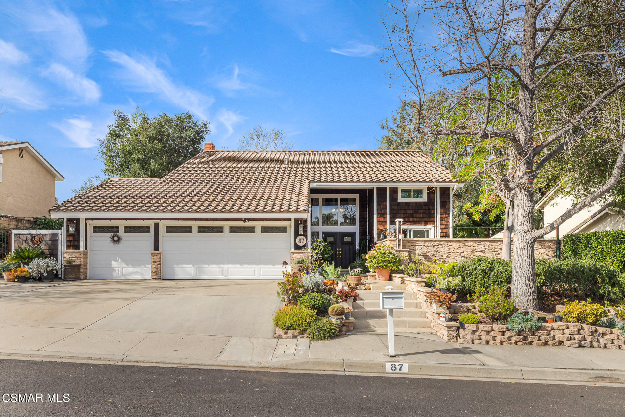 87 Castilian Avenue