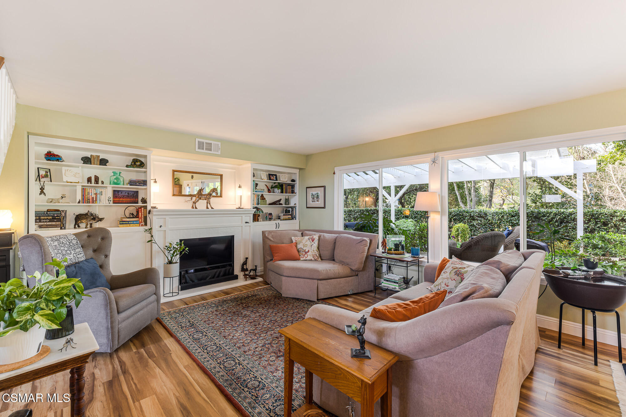 87 Castilian Avenue
