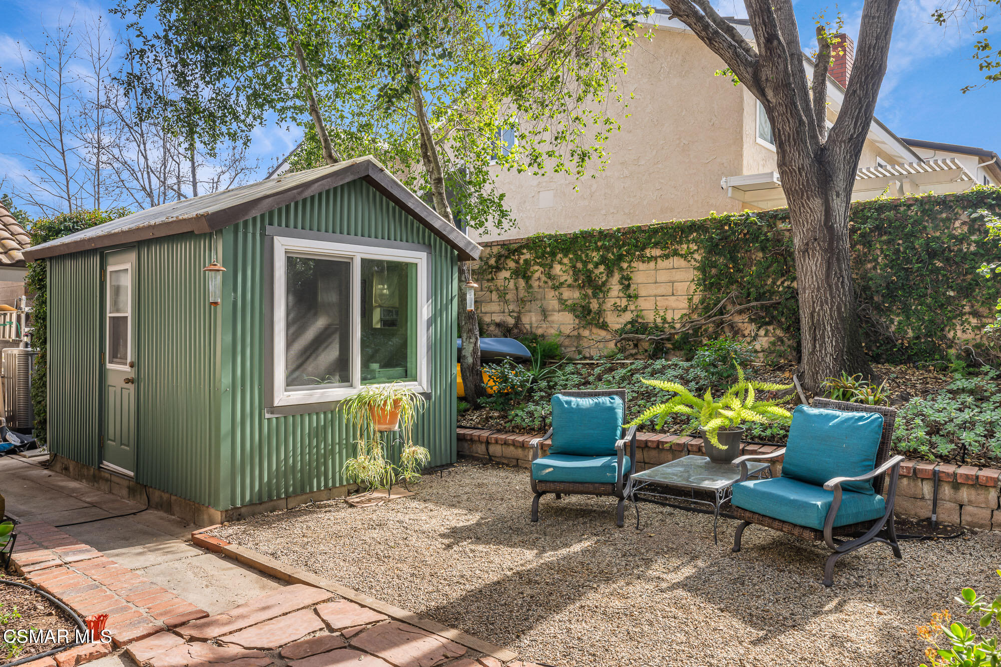 87 Castilian Avenue