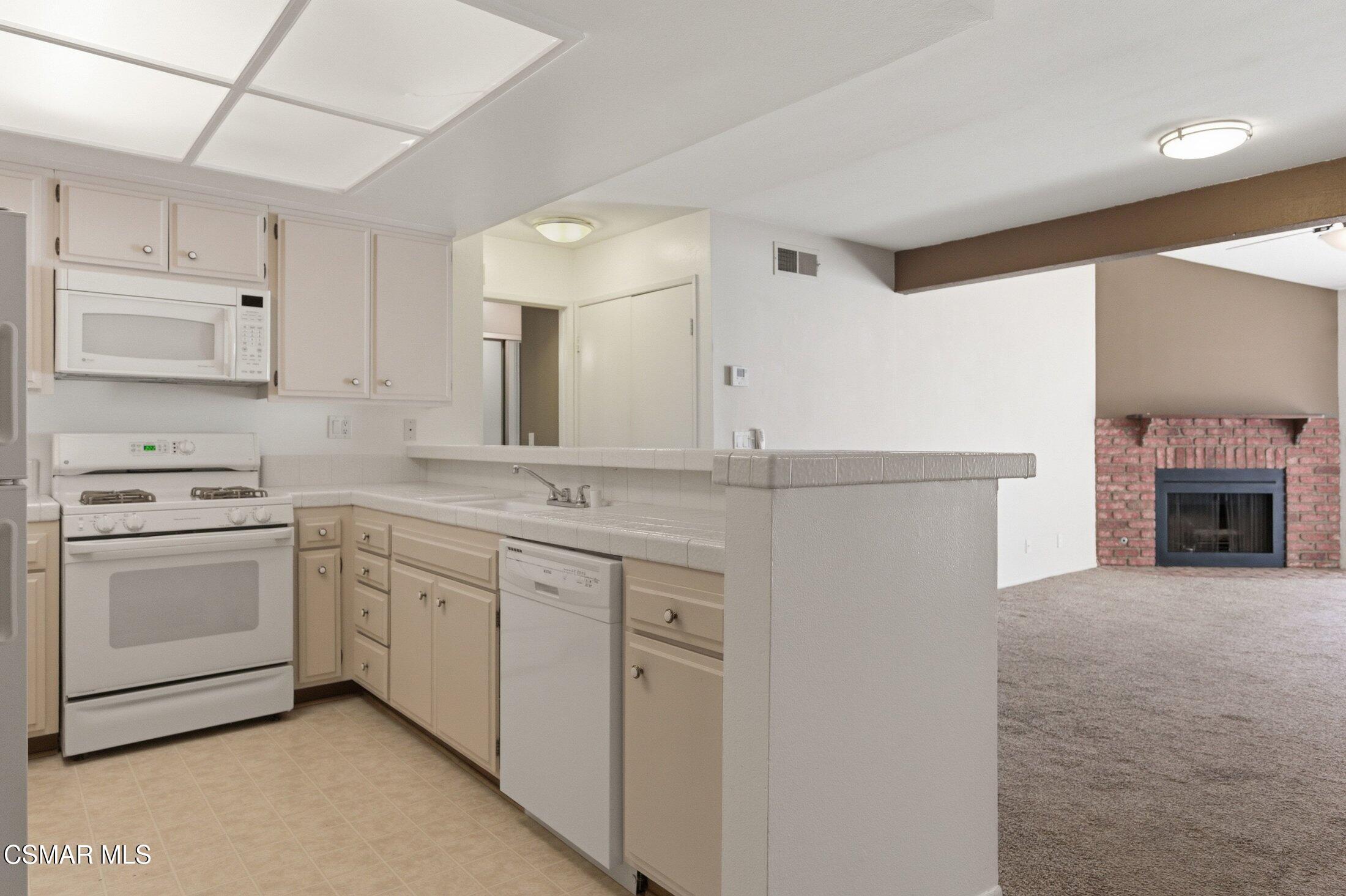 577 Artisan Road, 65