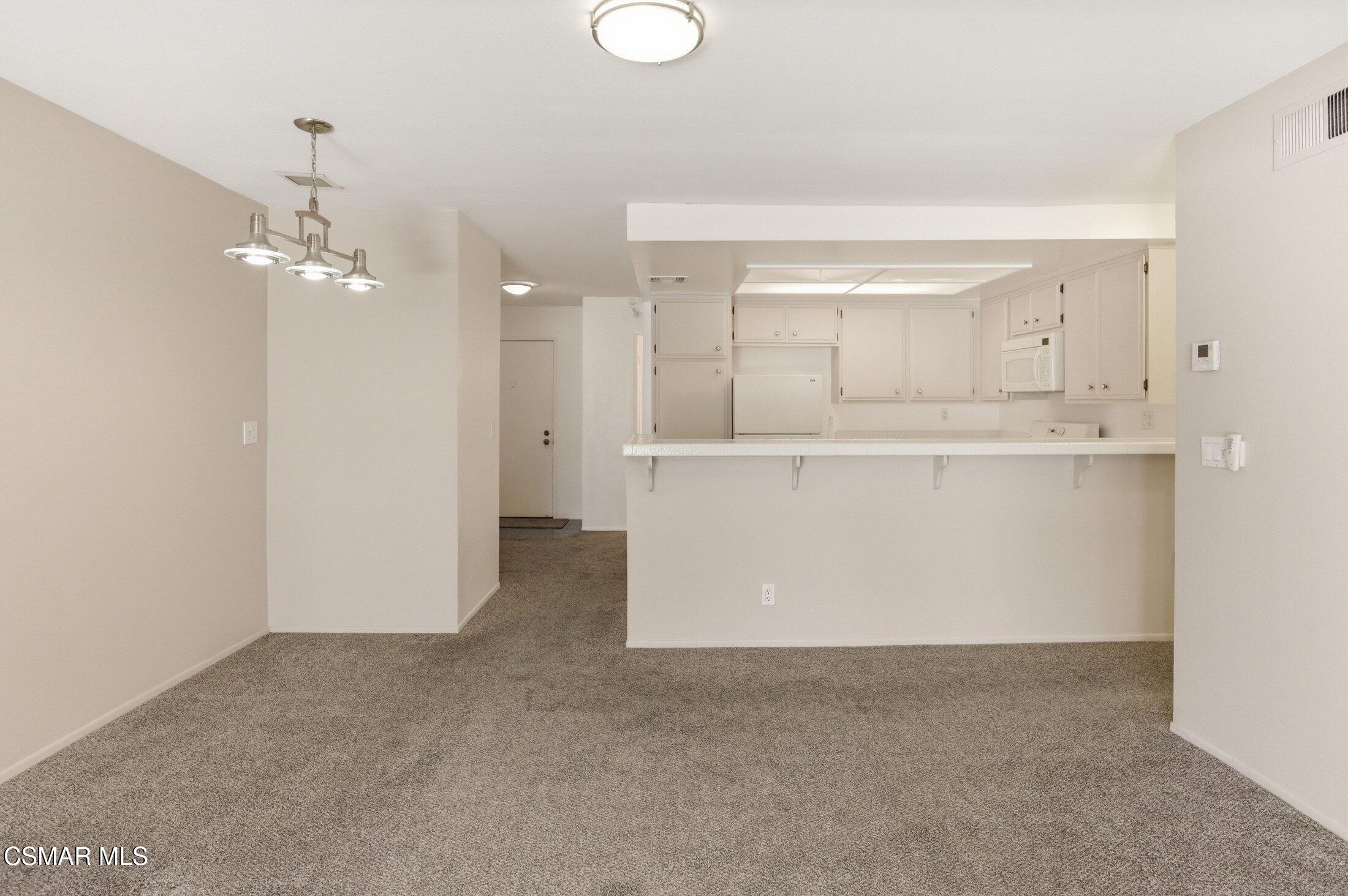 577 Artisan Road, 65
