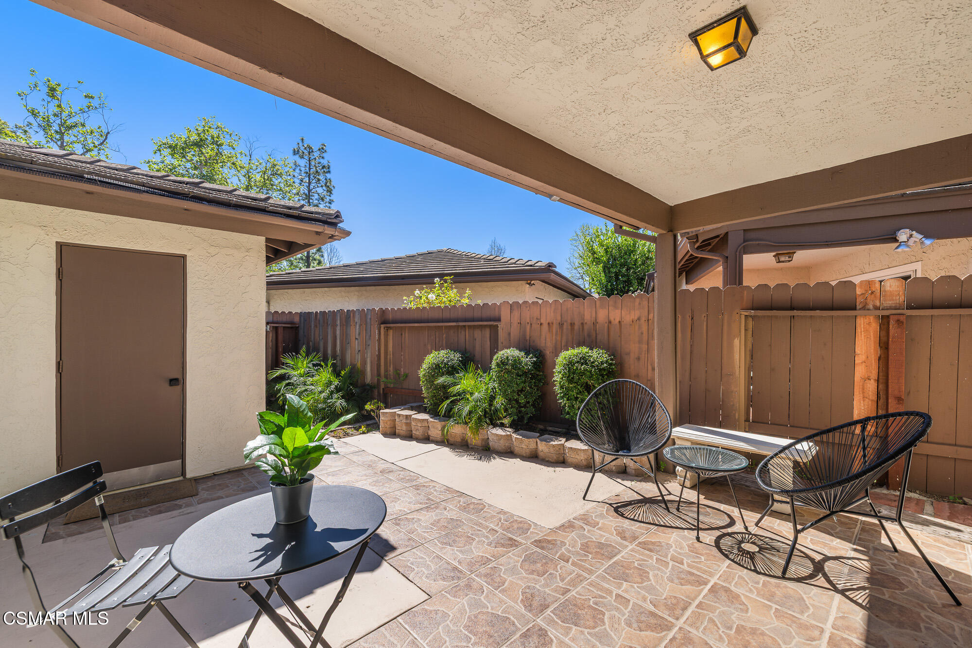 1137 Bright Glen Circle