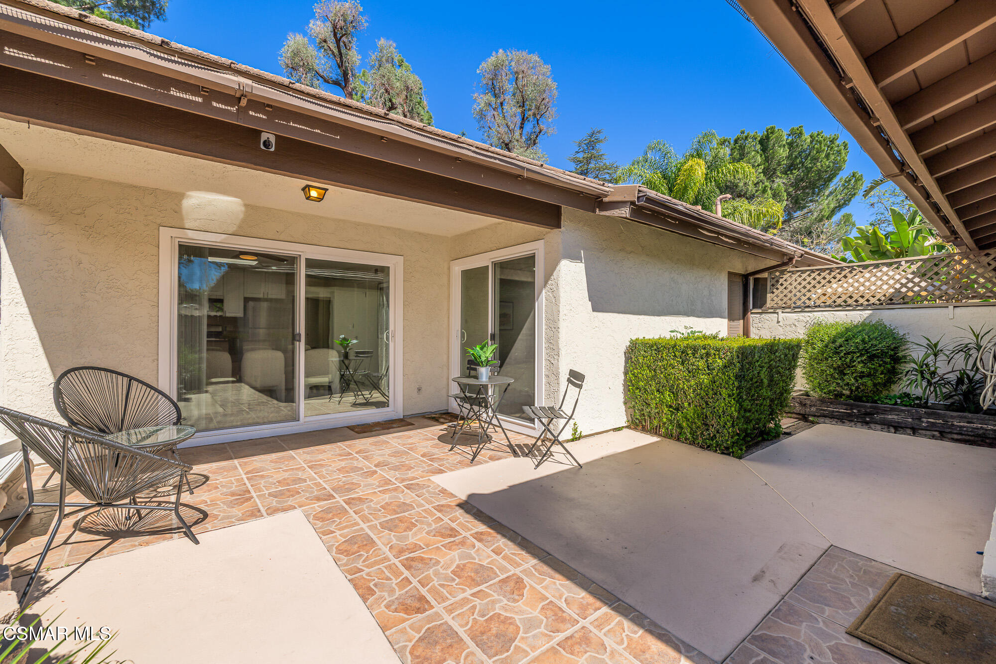 1137 Bright Glen Circle