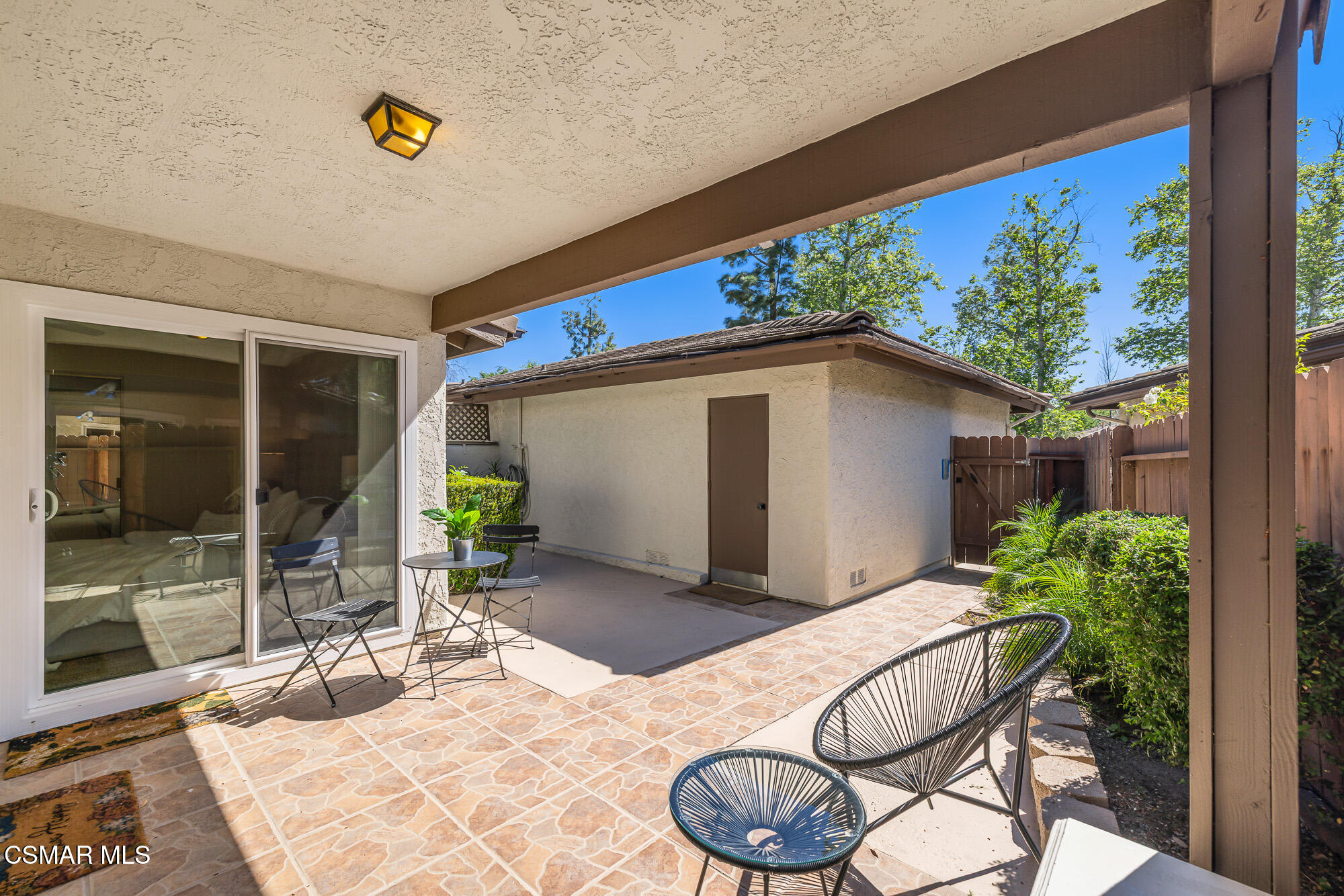 1137 Bright Glen Circle