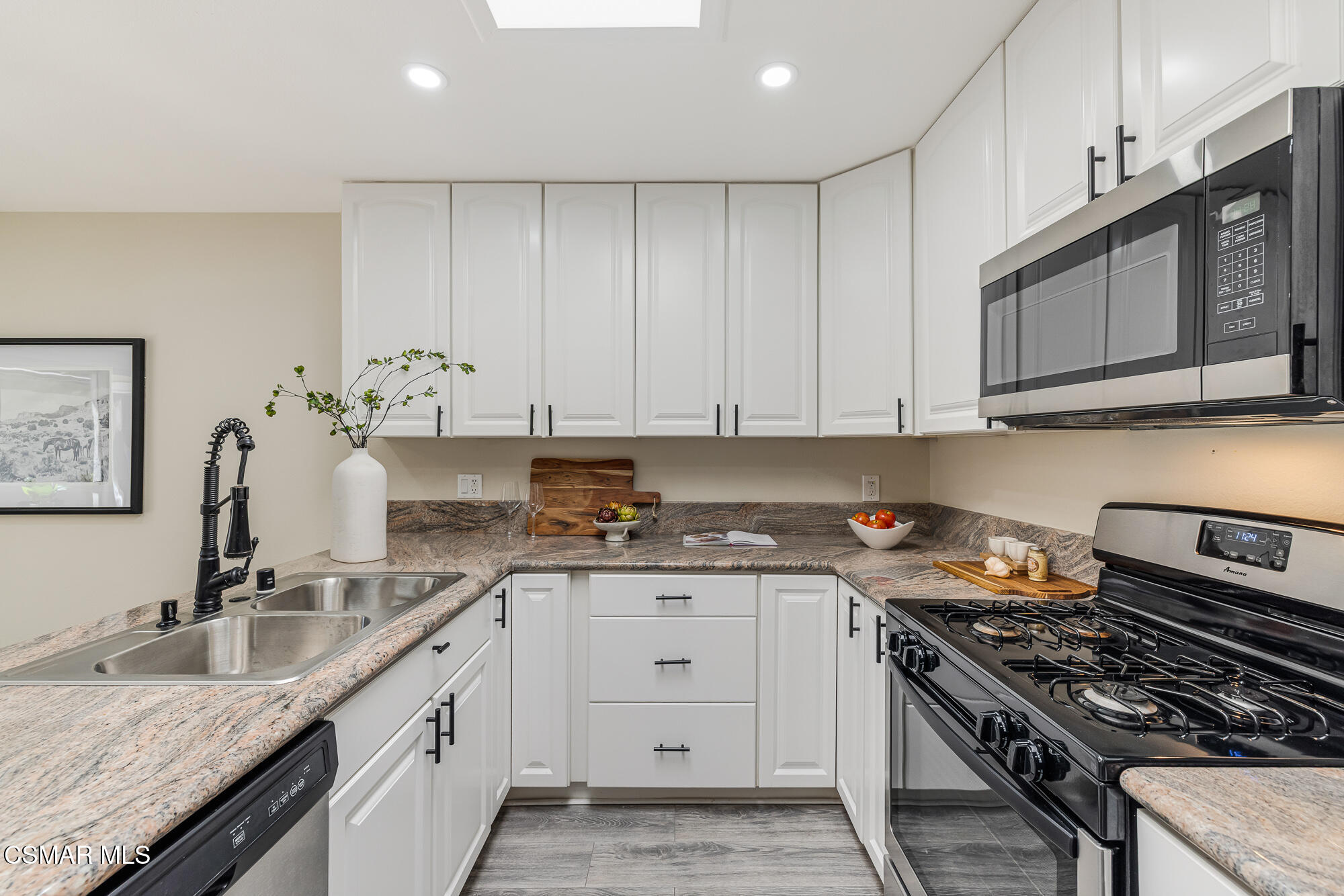 1137 Bright Glen Circle