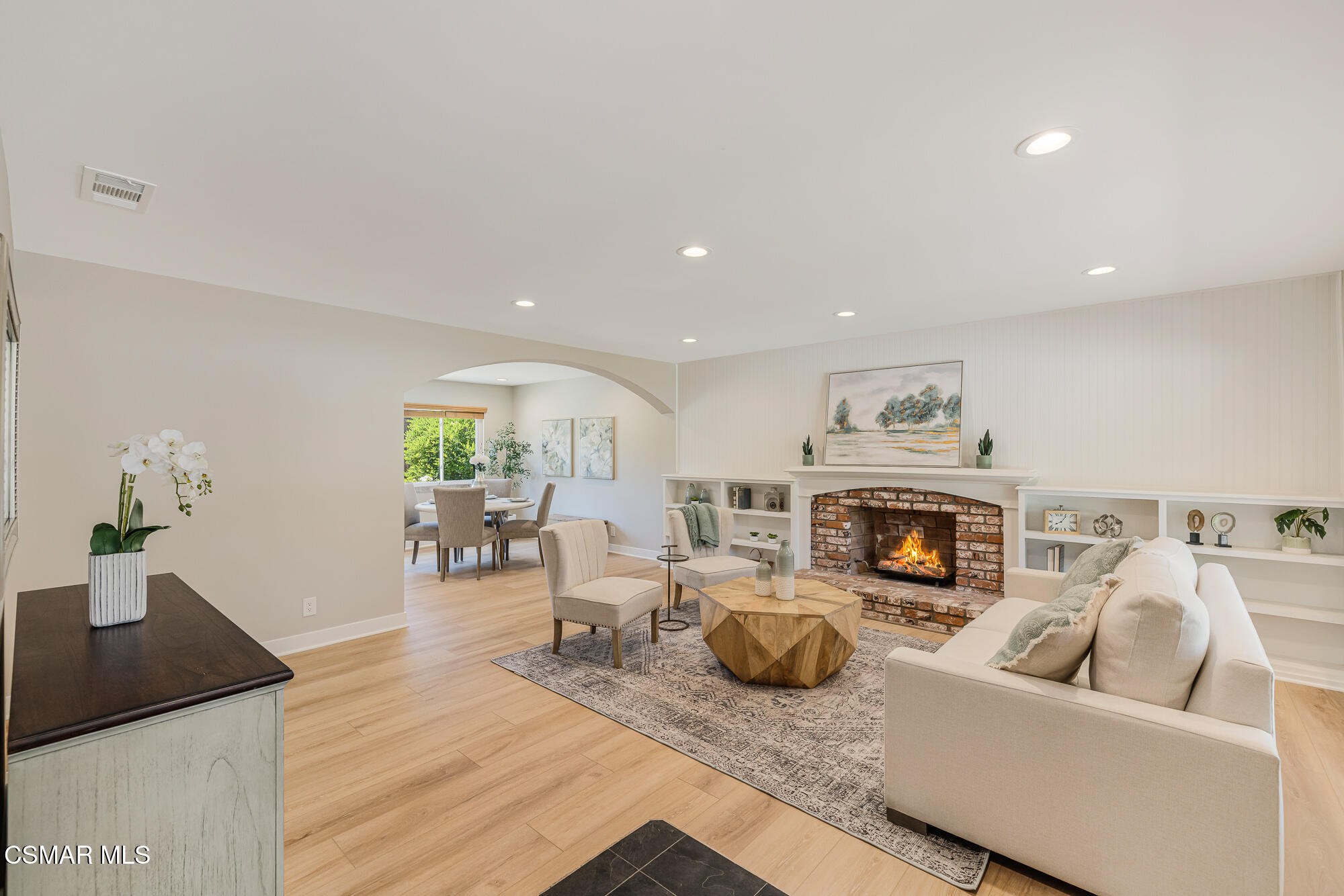 369 Castilian Avenue