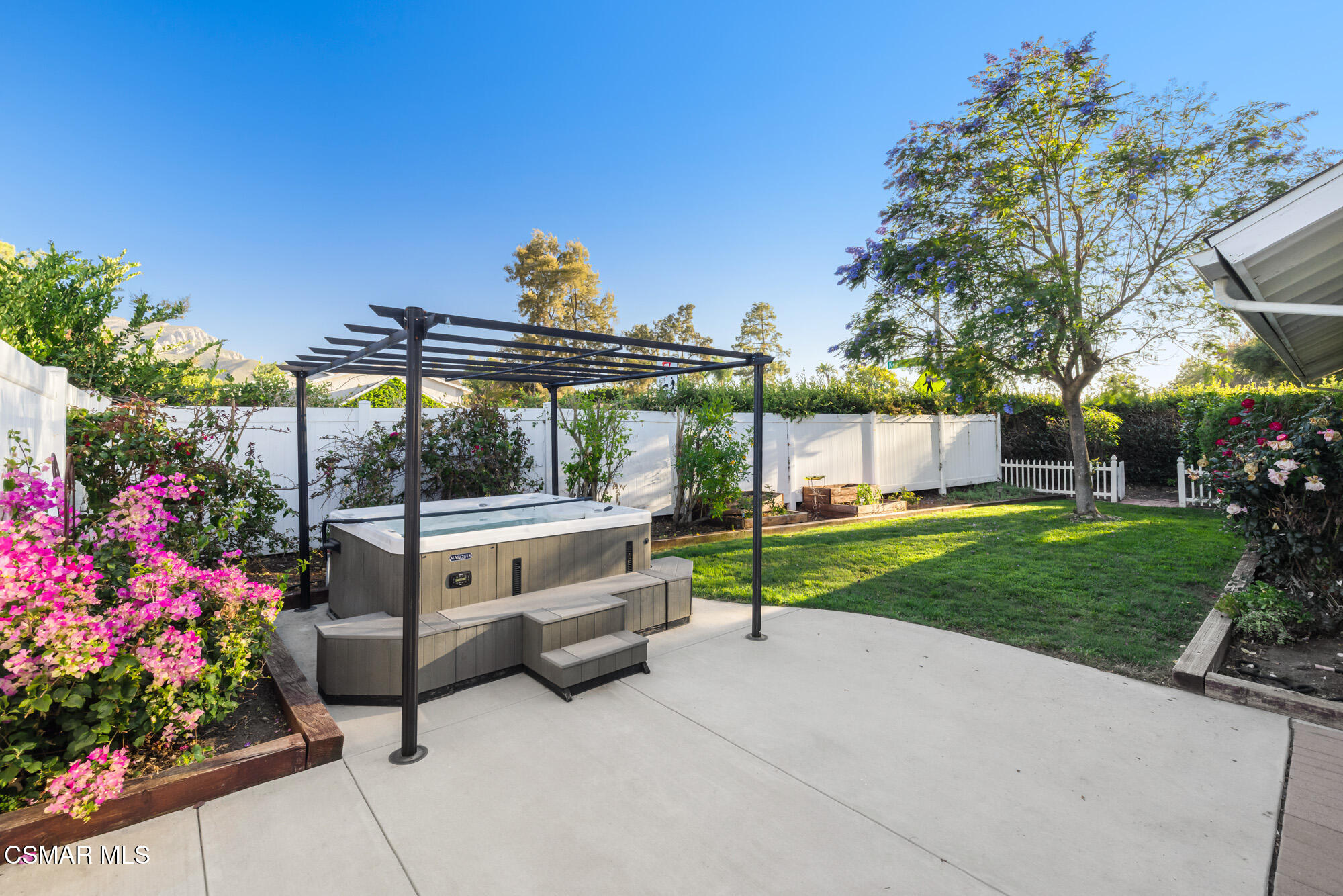 3792 Danmont Court