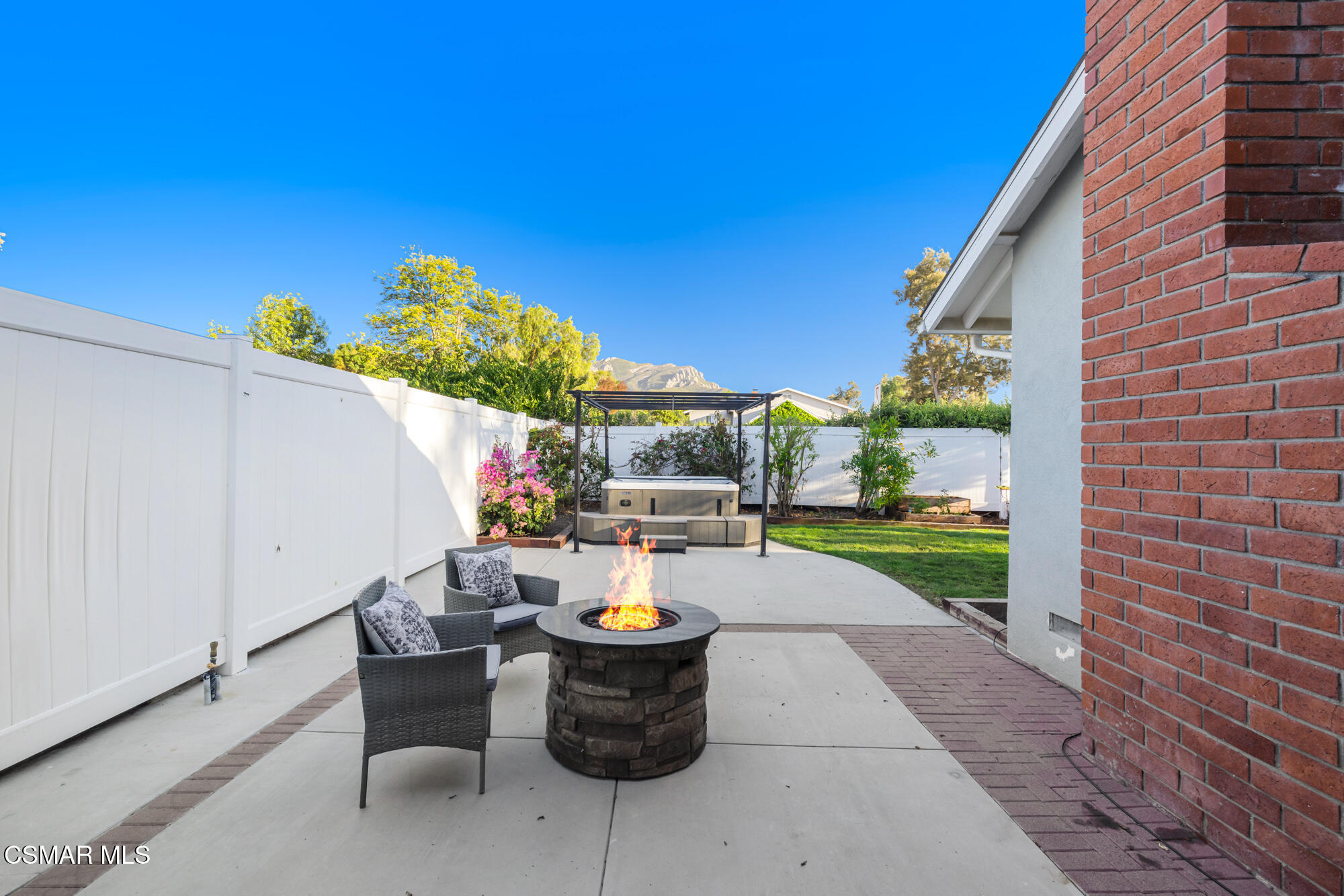 3792 Danmont Court