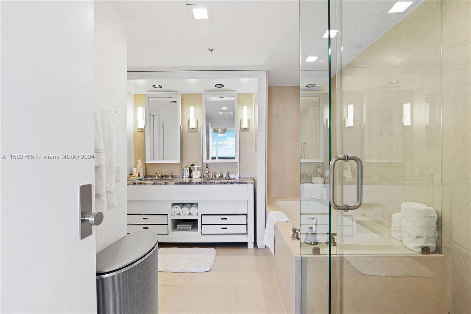 6899 Collins Ave Unit: 1810