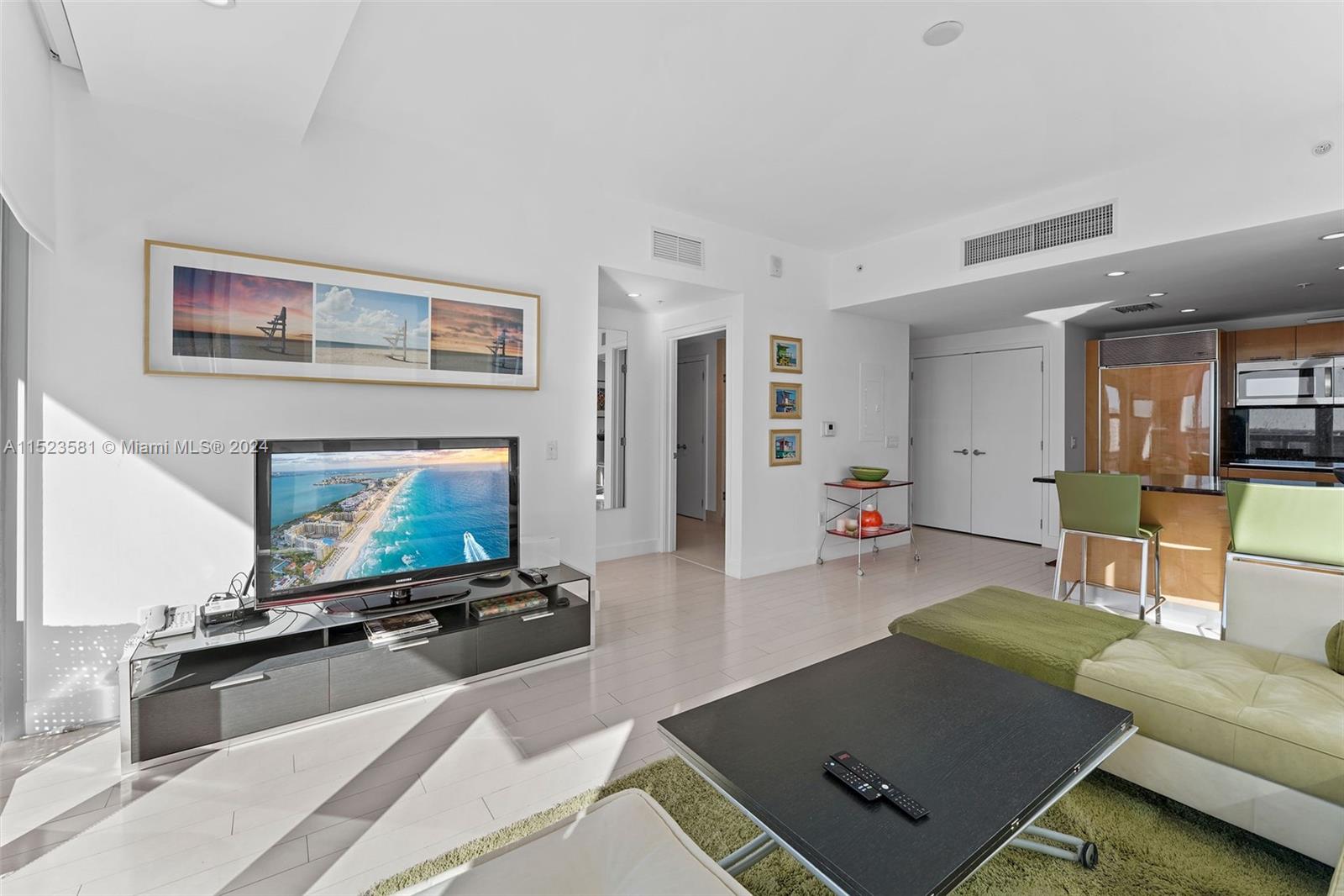 6899 Collins Ave Unit: 1209