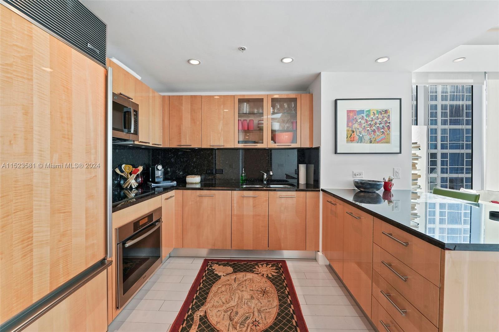 6899 Collins Ave Unit: 1209
