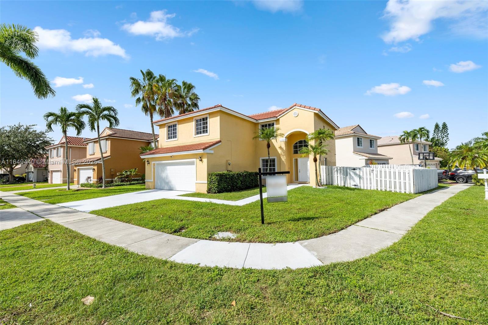 18800 NW 11th St