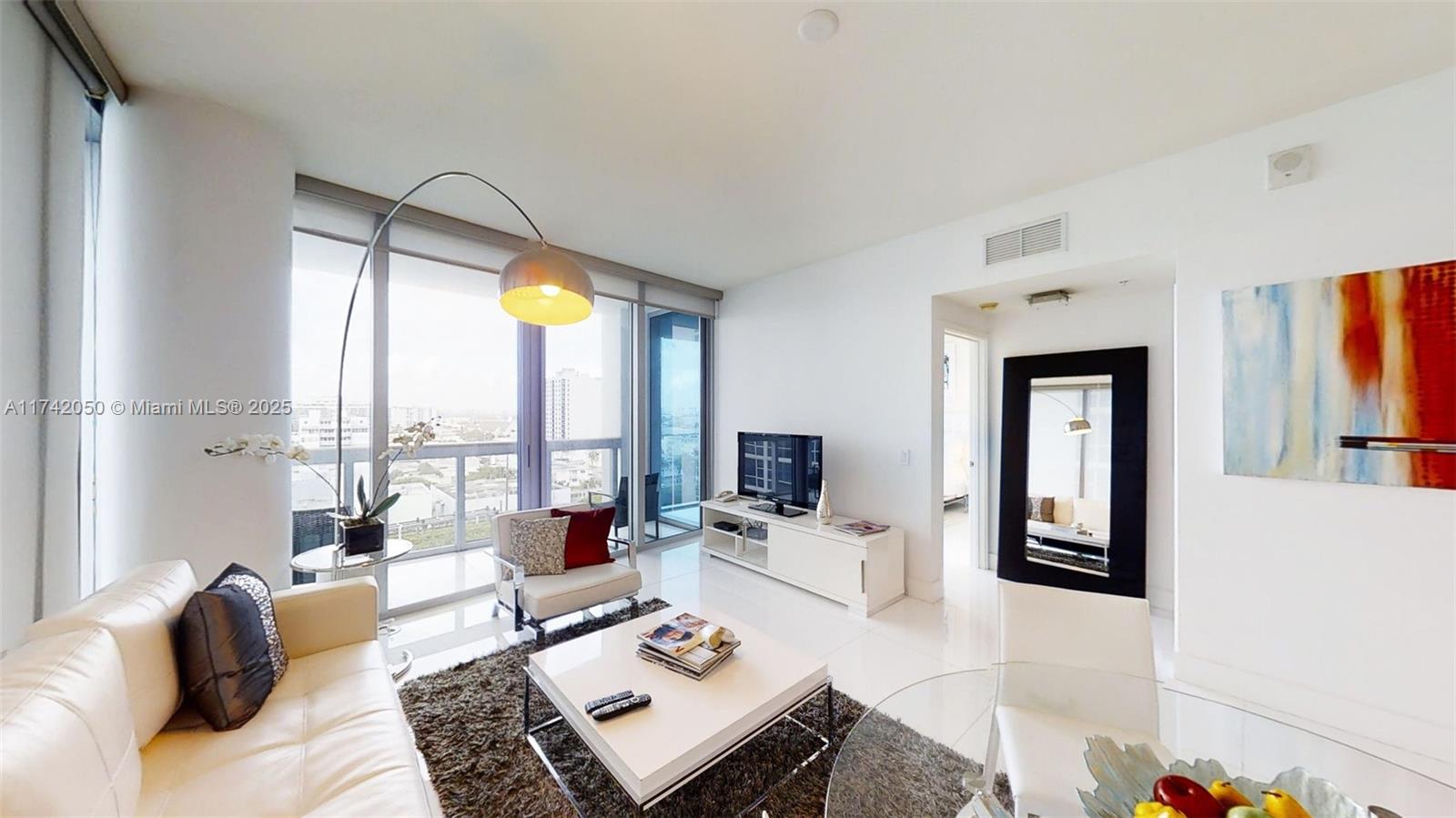 6899 Collins Ave # 909