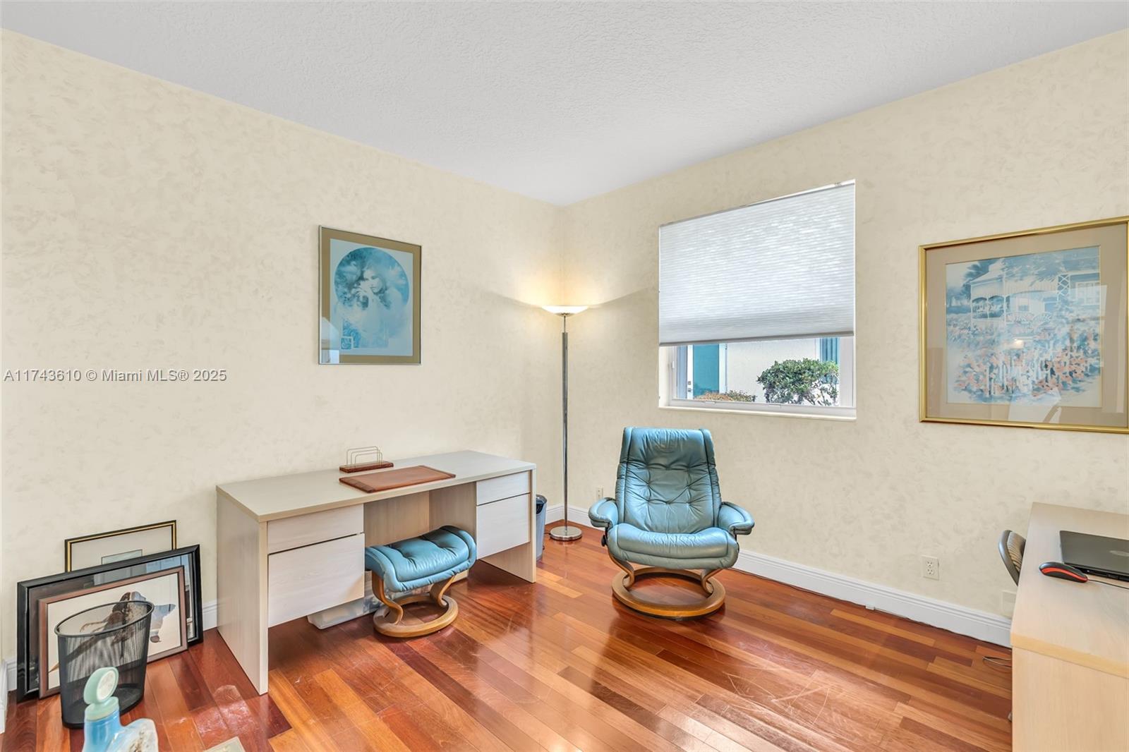 3114 Lakewood Cir