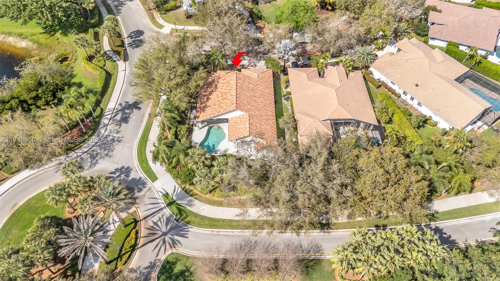 3114 Lakewood Cir