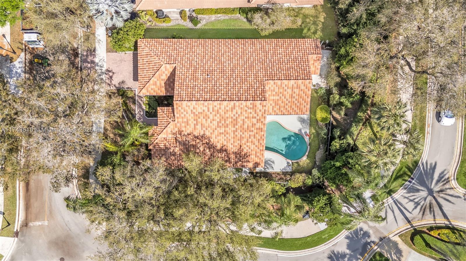 3114 Lakewood Cir