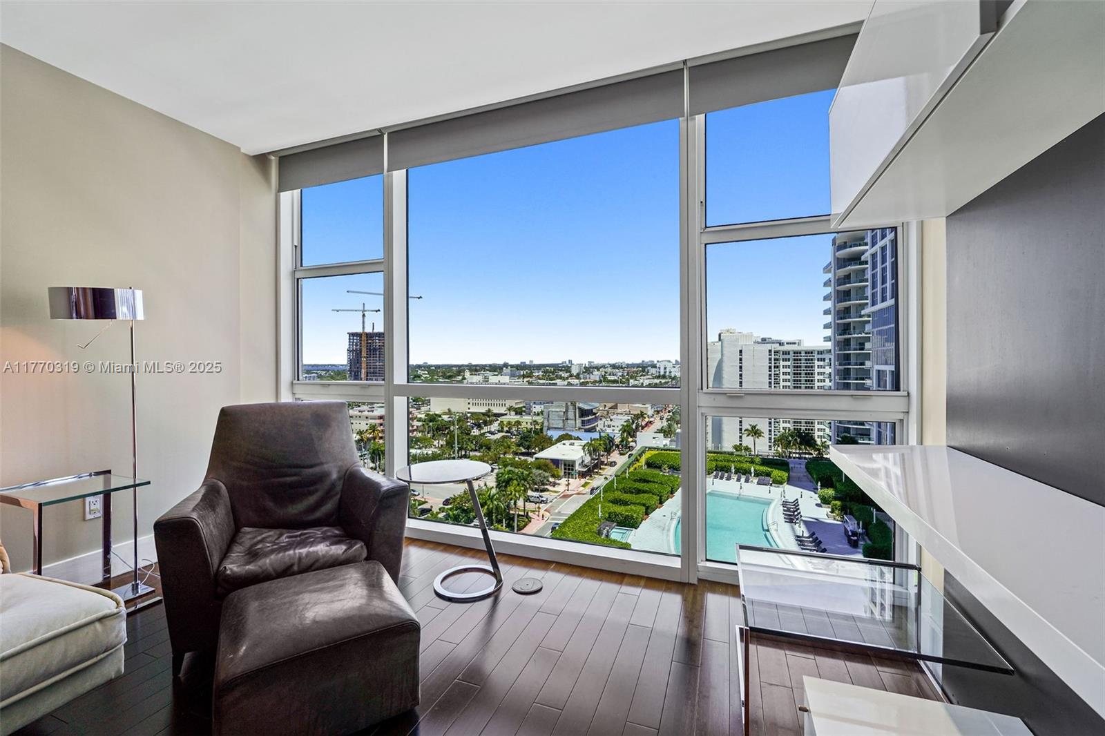 6801 Collins Ave Unit: 1214(door1203)
