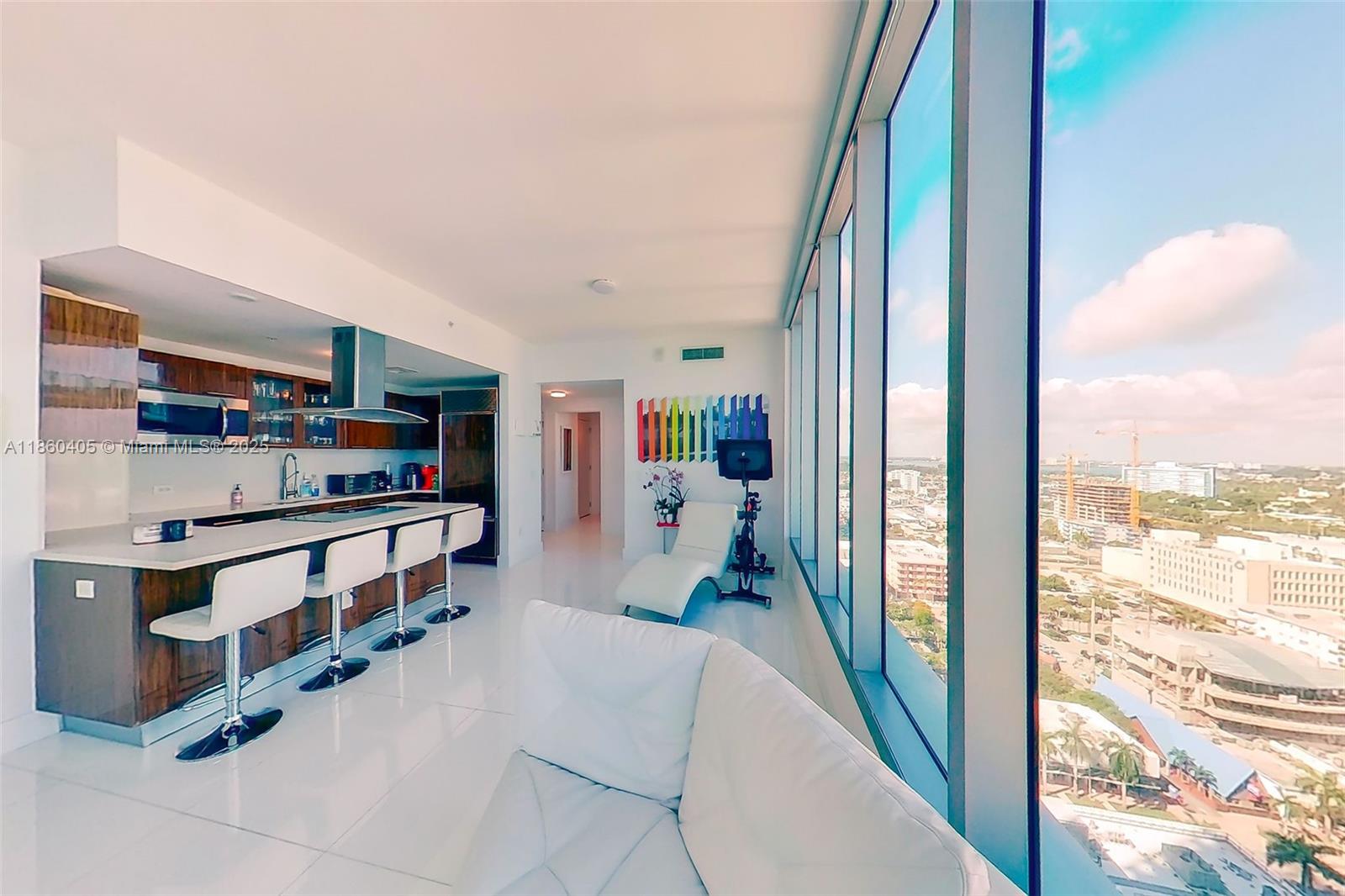 6899 Collins Ave # 1905